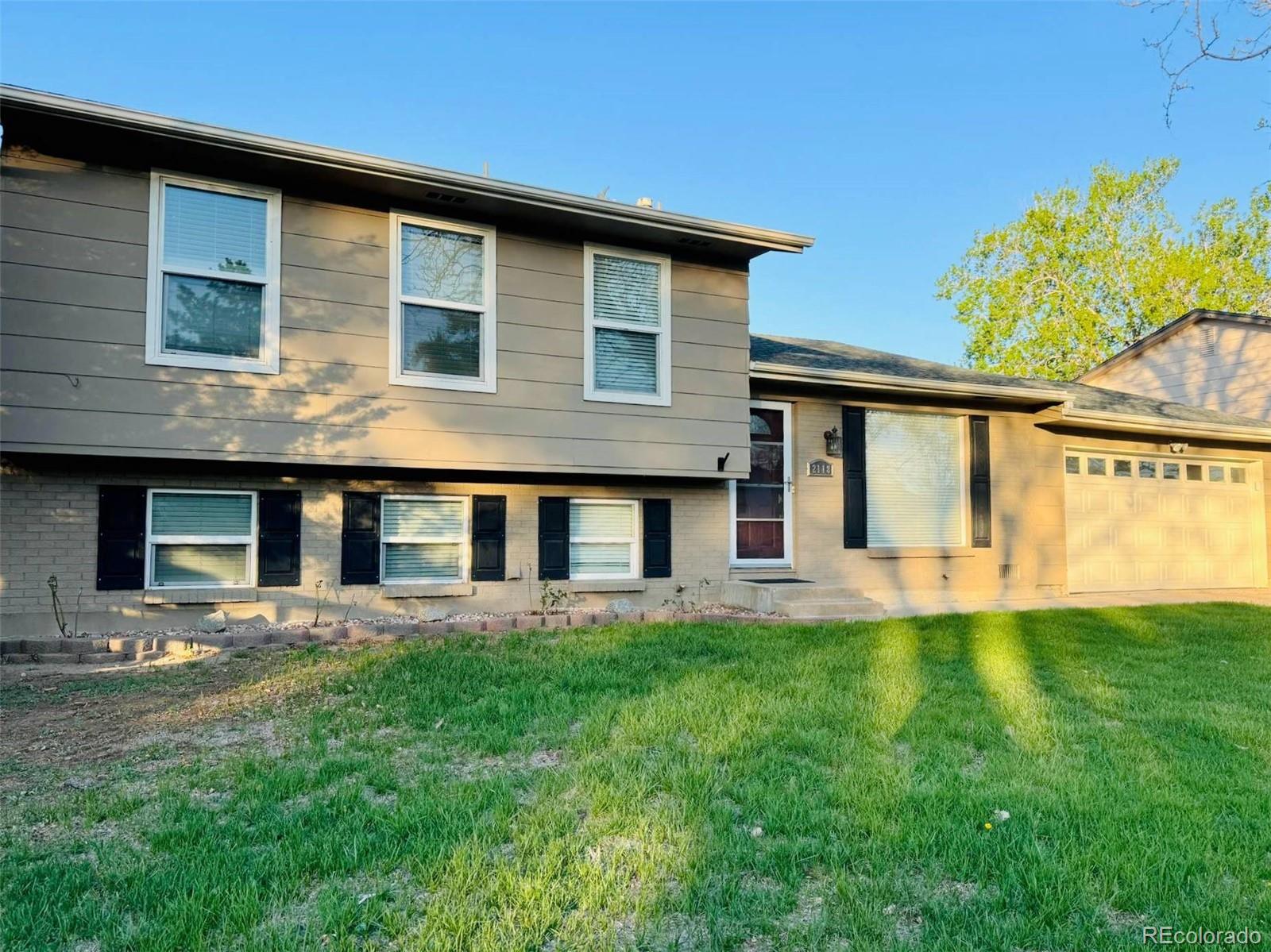 MLS Image #3 for 2118 s mobile way,aurora, Colorado
