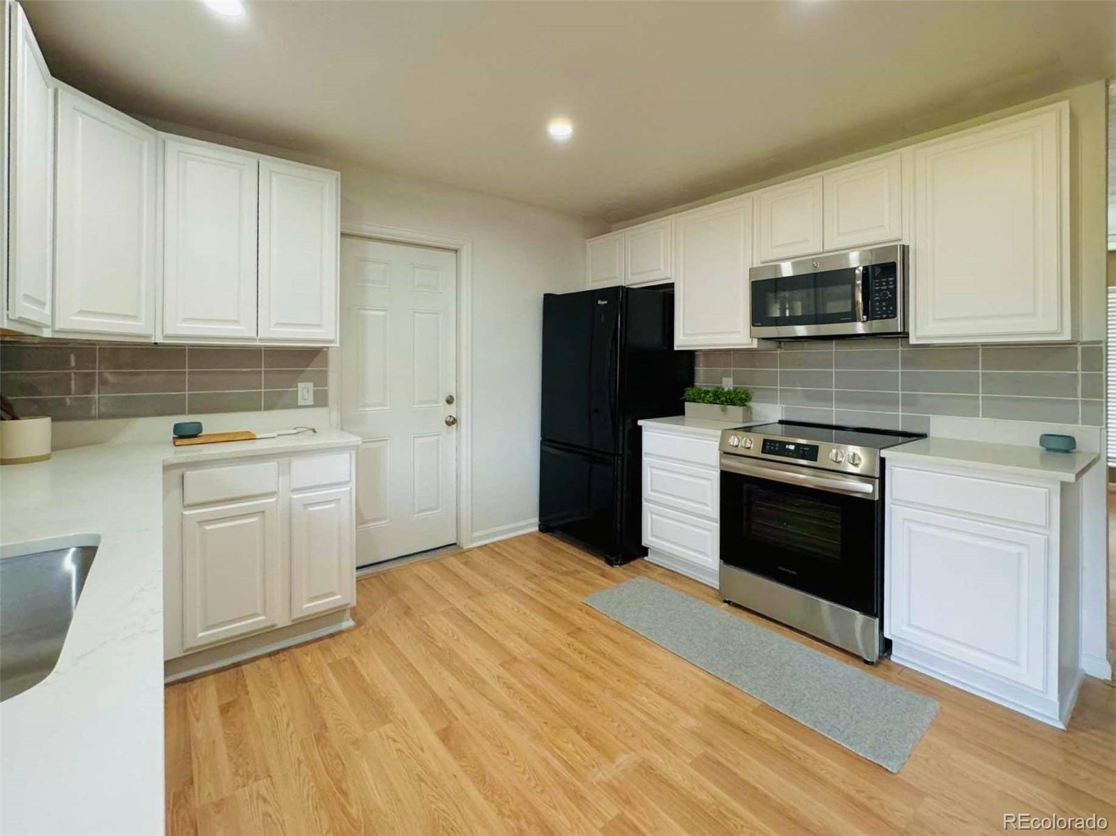 MLS Image #5 for 2118 s mobile way,aurora, Colorado