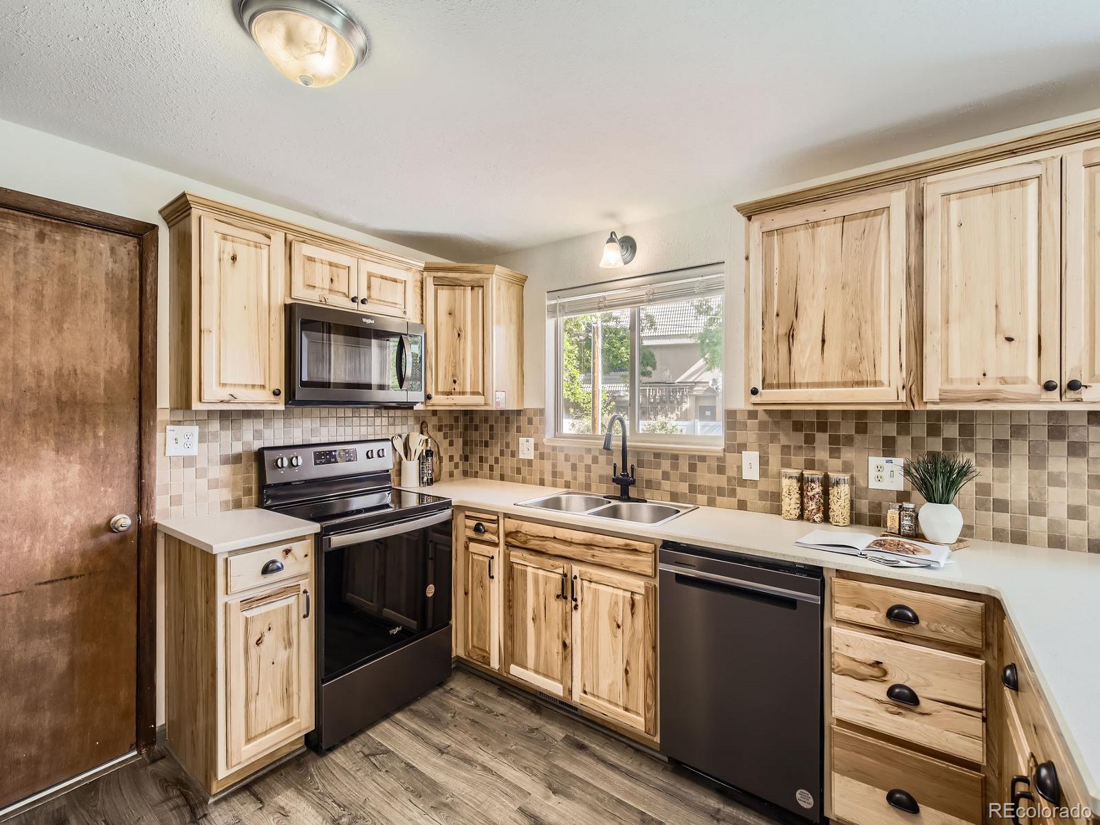 MLS Image #8 for 2617  cedar drive,loveland, Colorado