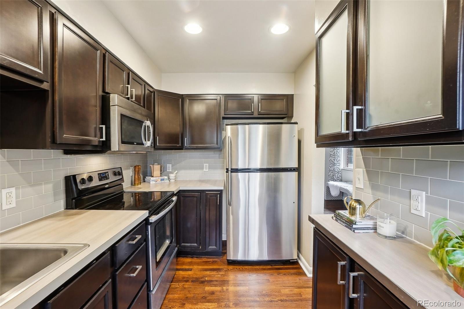 MLS Image #16 for 2459 s corona street,denver, Colorado