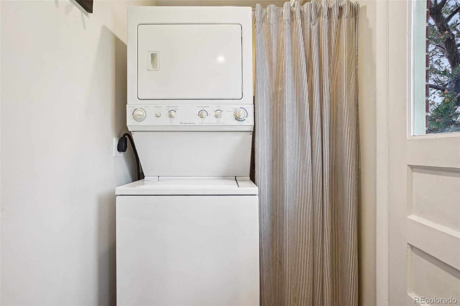 MLS Image #26 for 2459 s corona street,denver, Colorado