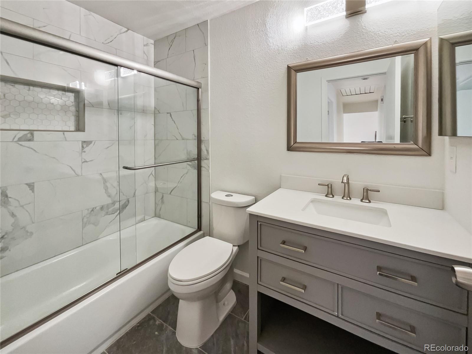 MLS Image #6 for 8536 s upham way,littleton, Colorado