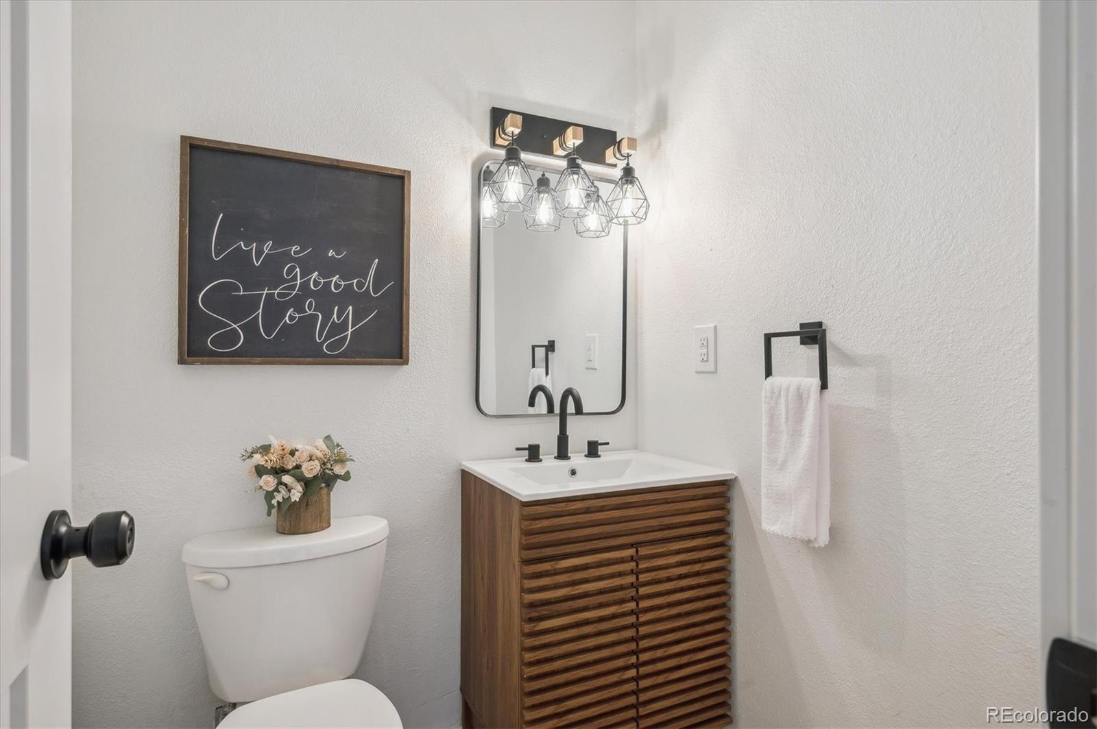 MLS Image #14 for 3855 s monaco street,denver, Colorado
