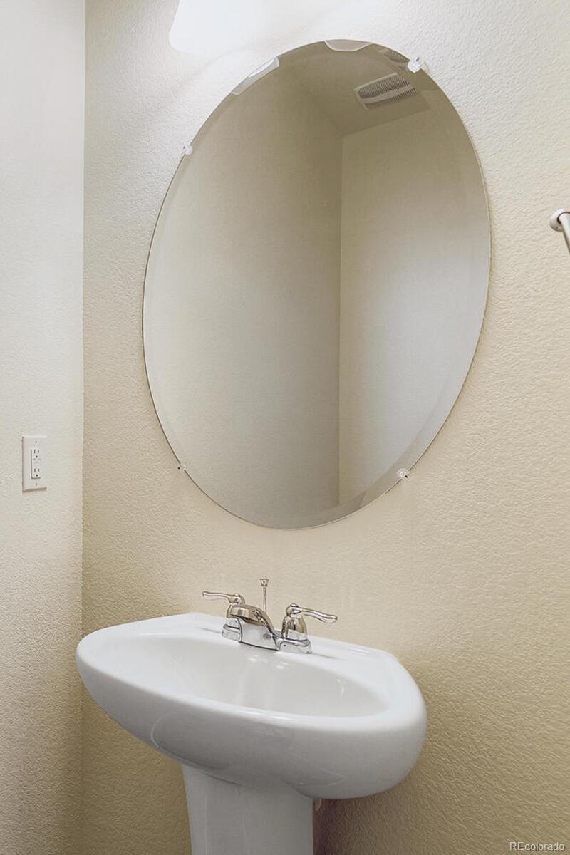 MLS Image #15 for 816  leeward street,lochbuie, Colorado