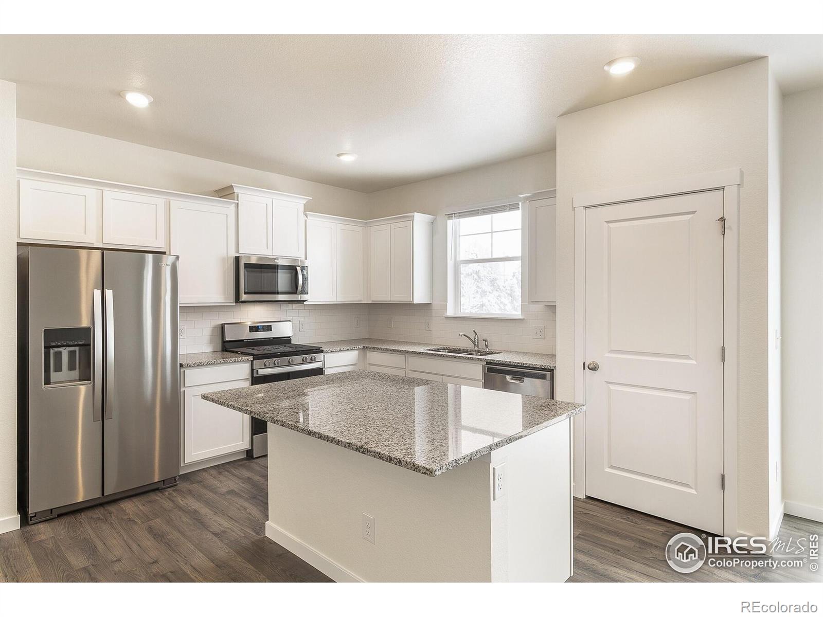 MLS Image #8 for 816  leeward street,lochbuie, Colorado