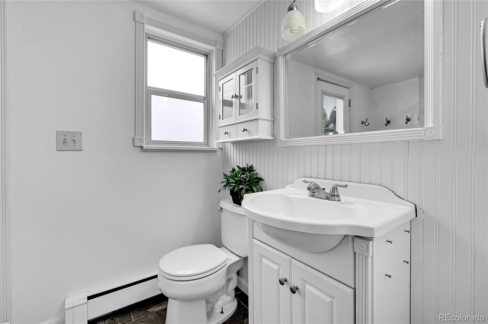 MLS Image #14 for 7076 s spruce drive,centennial, Colorado
