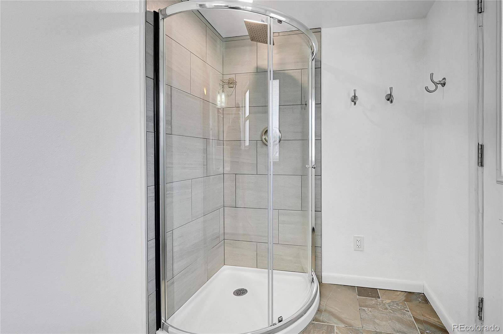 MLS Image #15 for 7076 s spruce drive,centennial, Colorado
