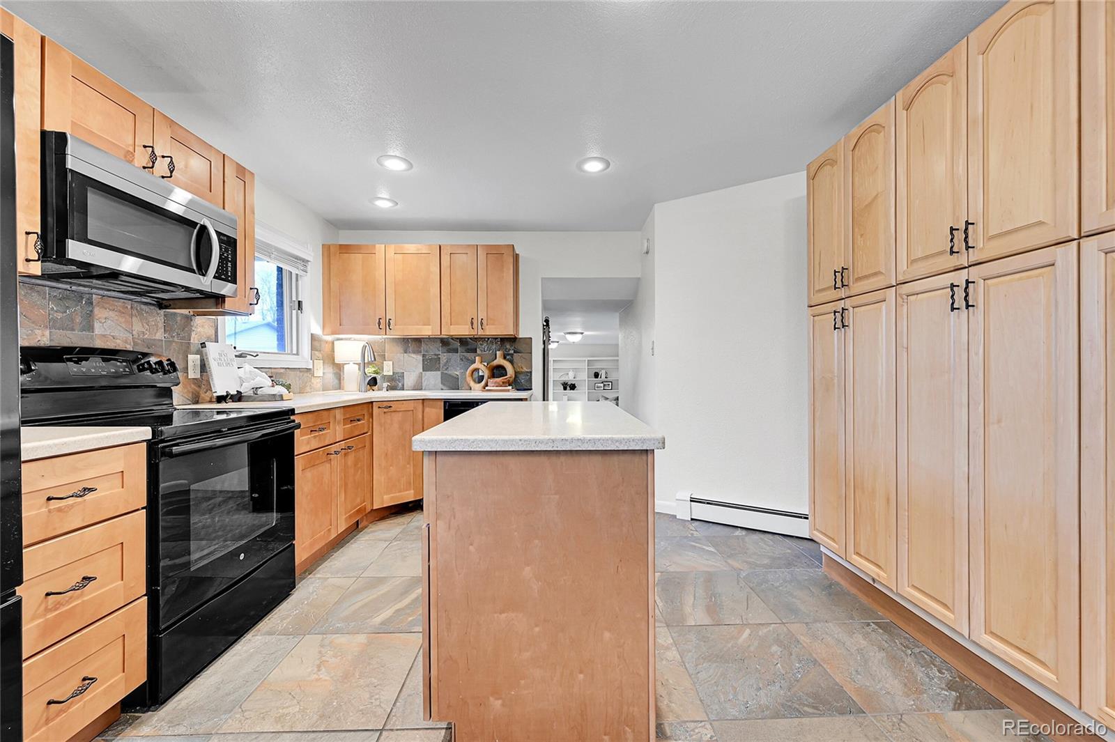 MLS Image #9 for 7076 s spruce drive,centennial, Colorado