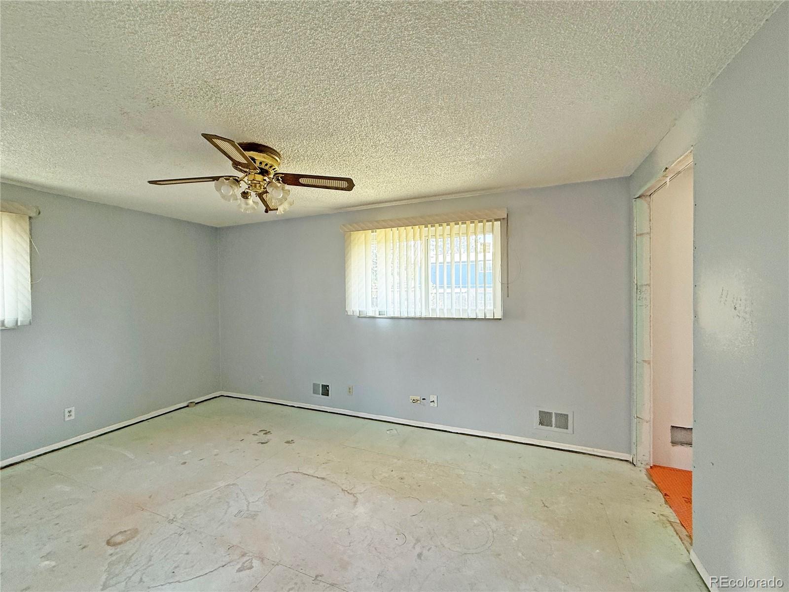 MLS Image #10 for 1822  ura lane,northglenn, Colorado