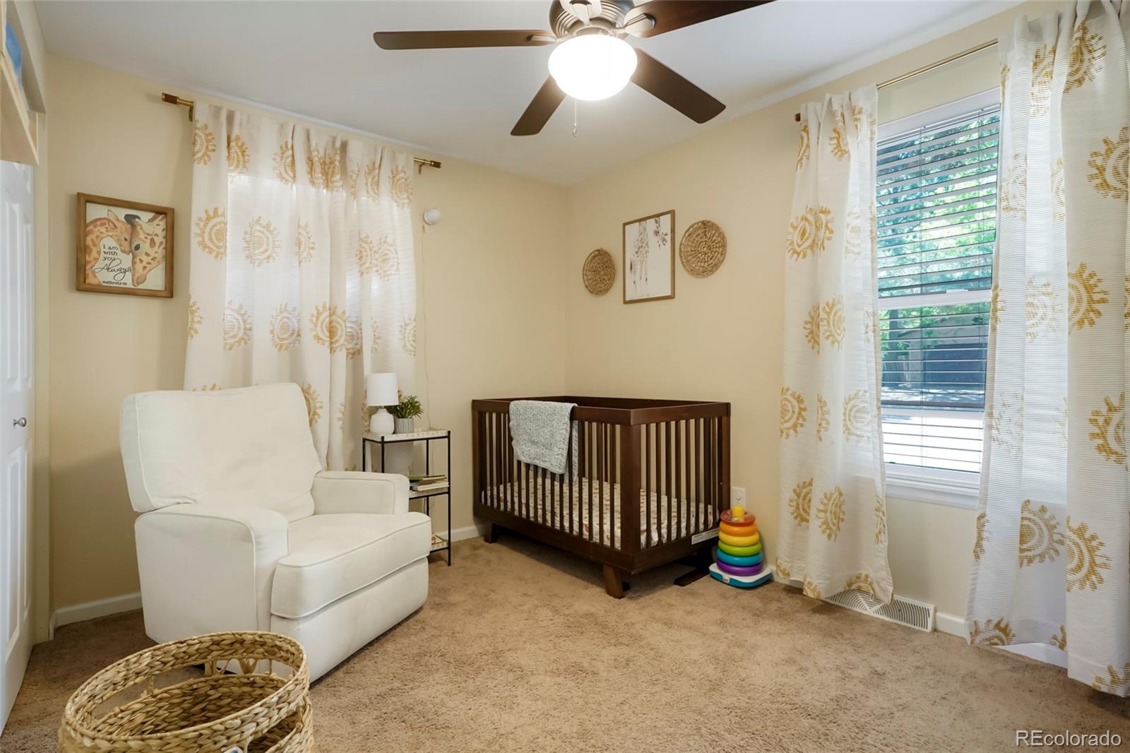 MLS Image #15 for 2964 s akron street,denver, Colorado