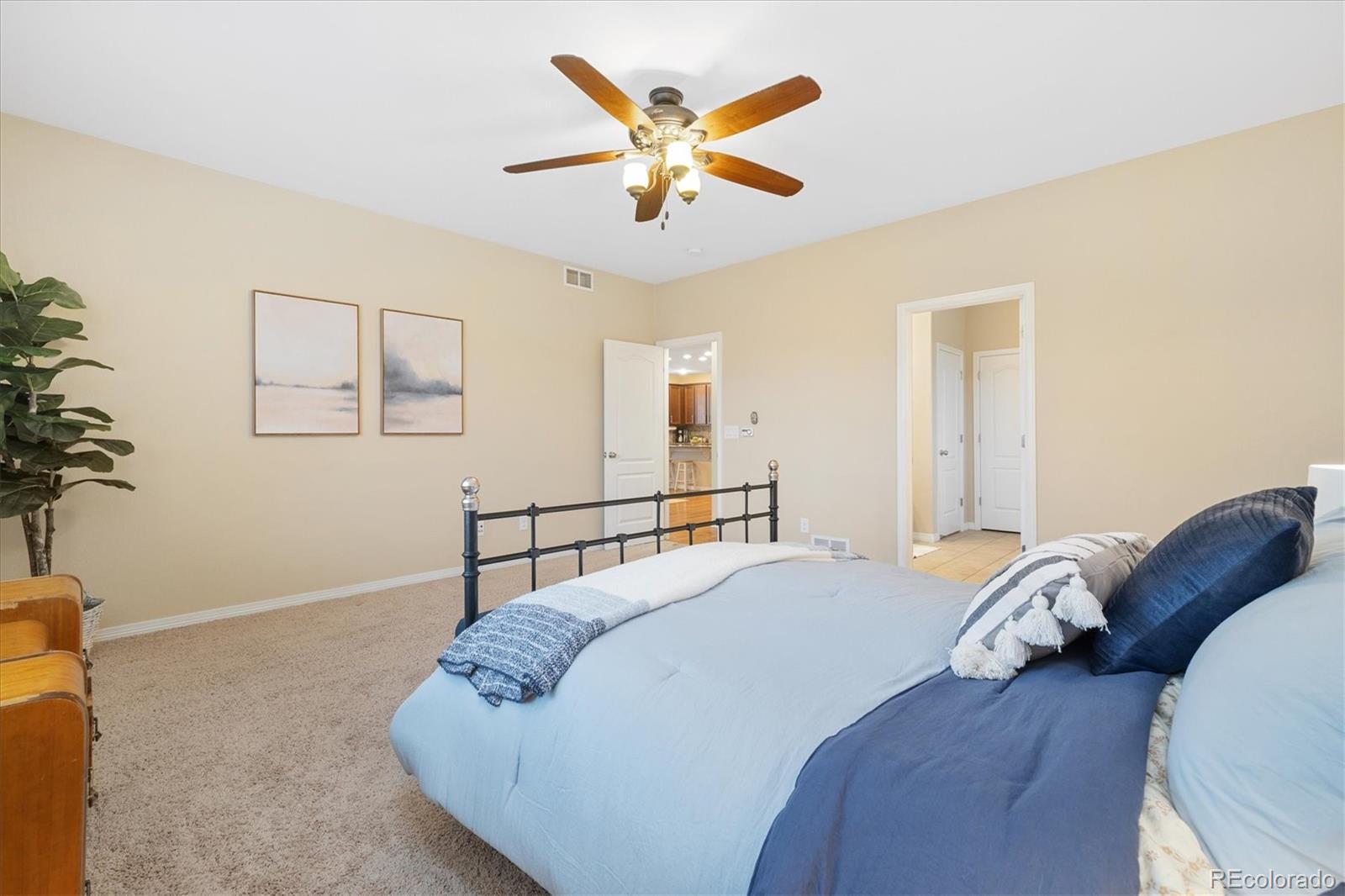 MLS Image #15 for 25811 e archer avenue,aurora, Colorado