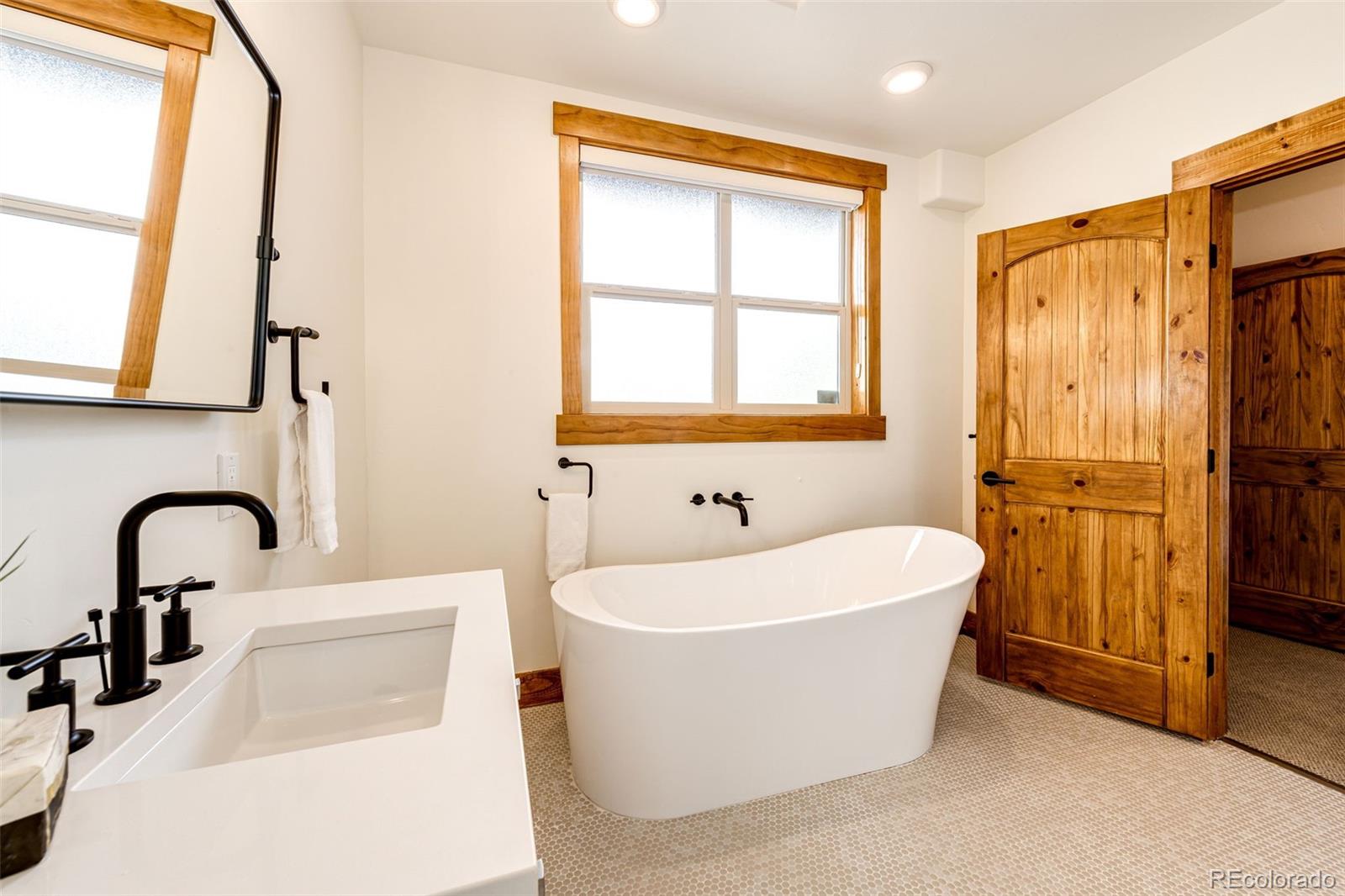 MLS Image #28 for 6191 s olathe street,centennial, Colorado