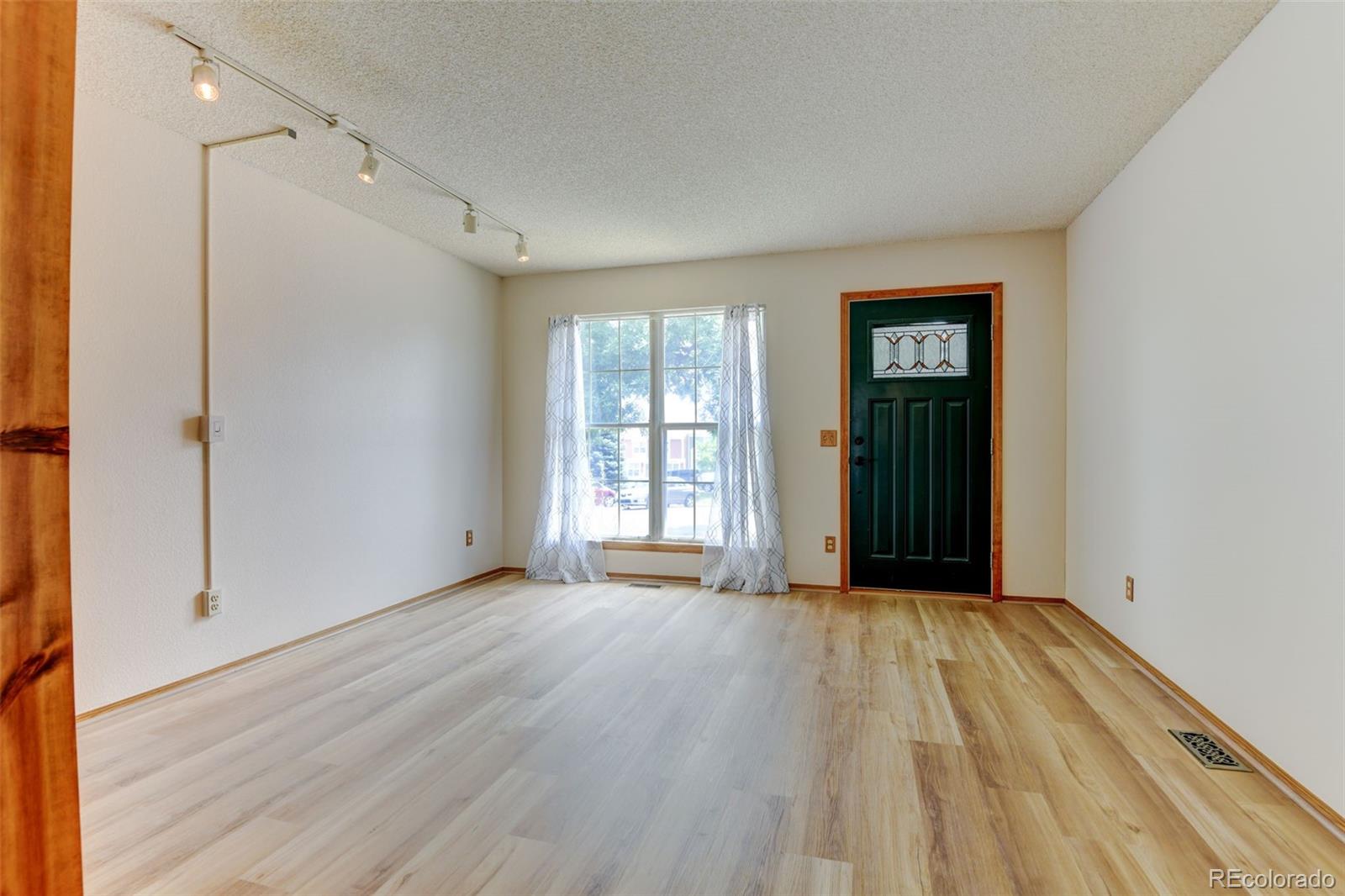 MLS Image #6 for 9188 w ontario drive,littleton, Colorado
