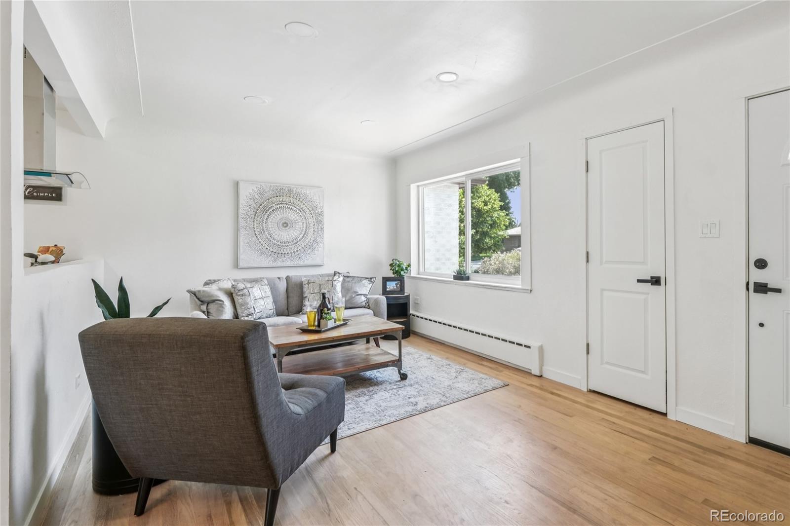MLS Image #5 for 2230  niagara street,denver, Colorado