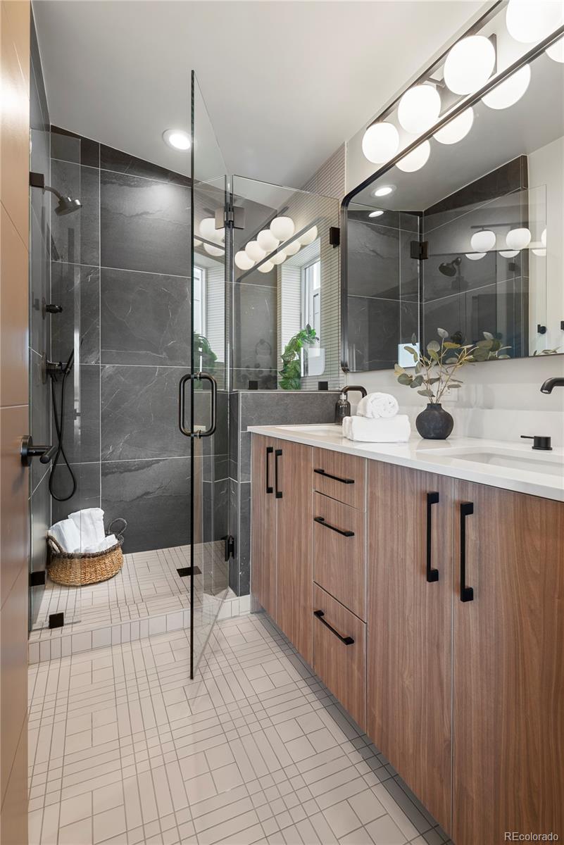 MLS Image #16 for 1264 n stuart street,denver, Colorado
