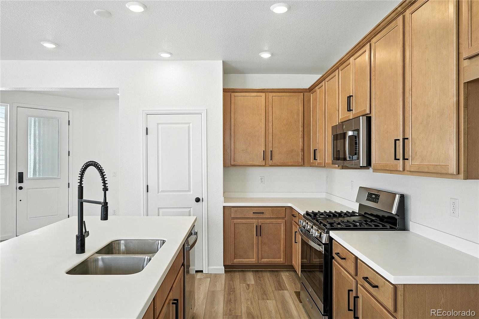 MLS Image #10 for 3381 n denali street,aurora, Colorado