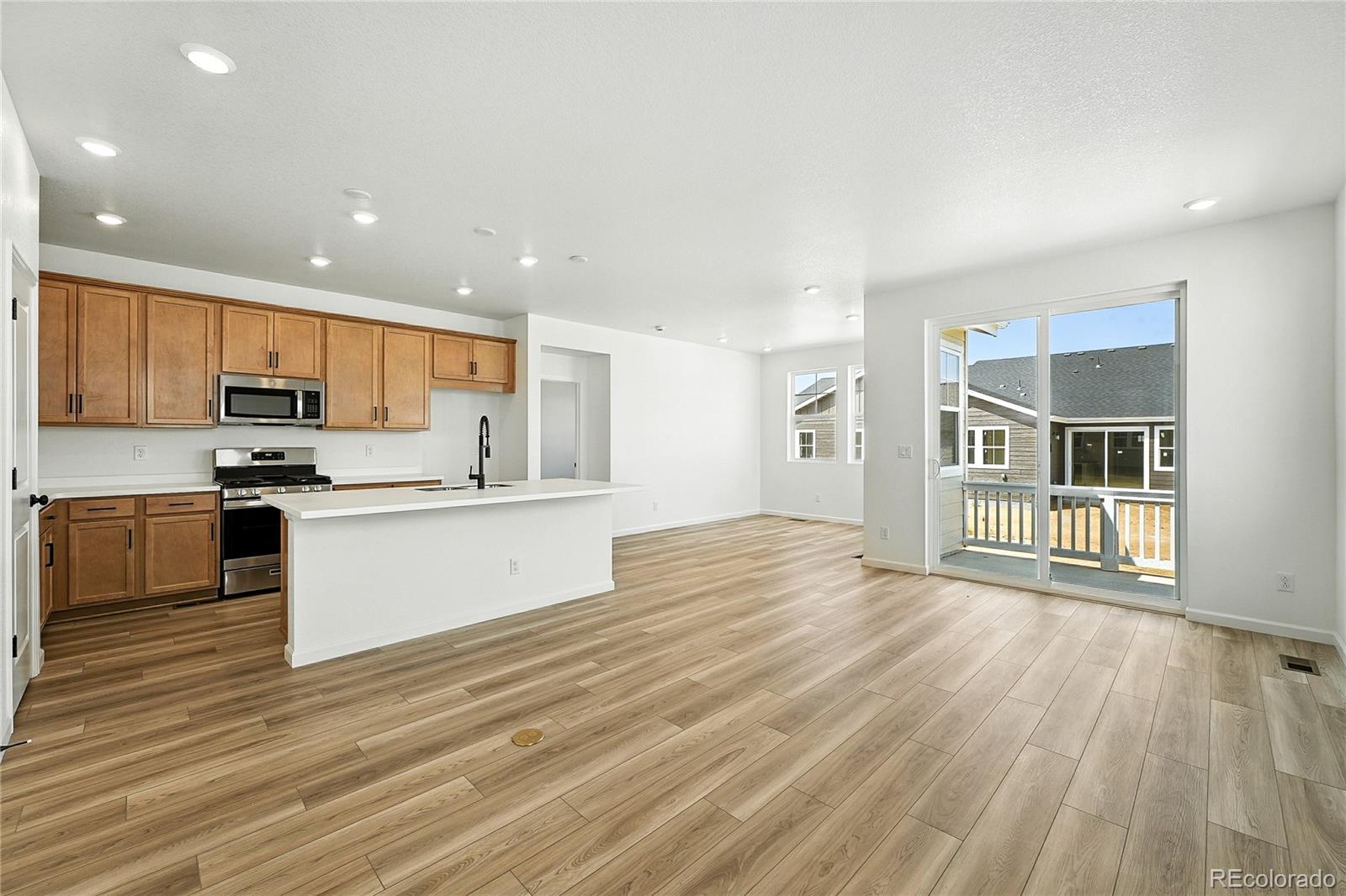 MLS Image #3 for 3381 n denali street,aurora, Colorado