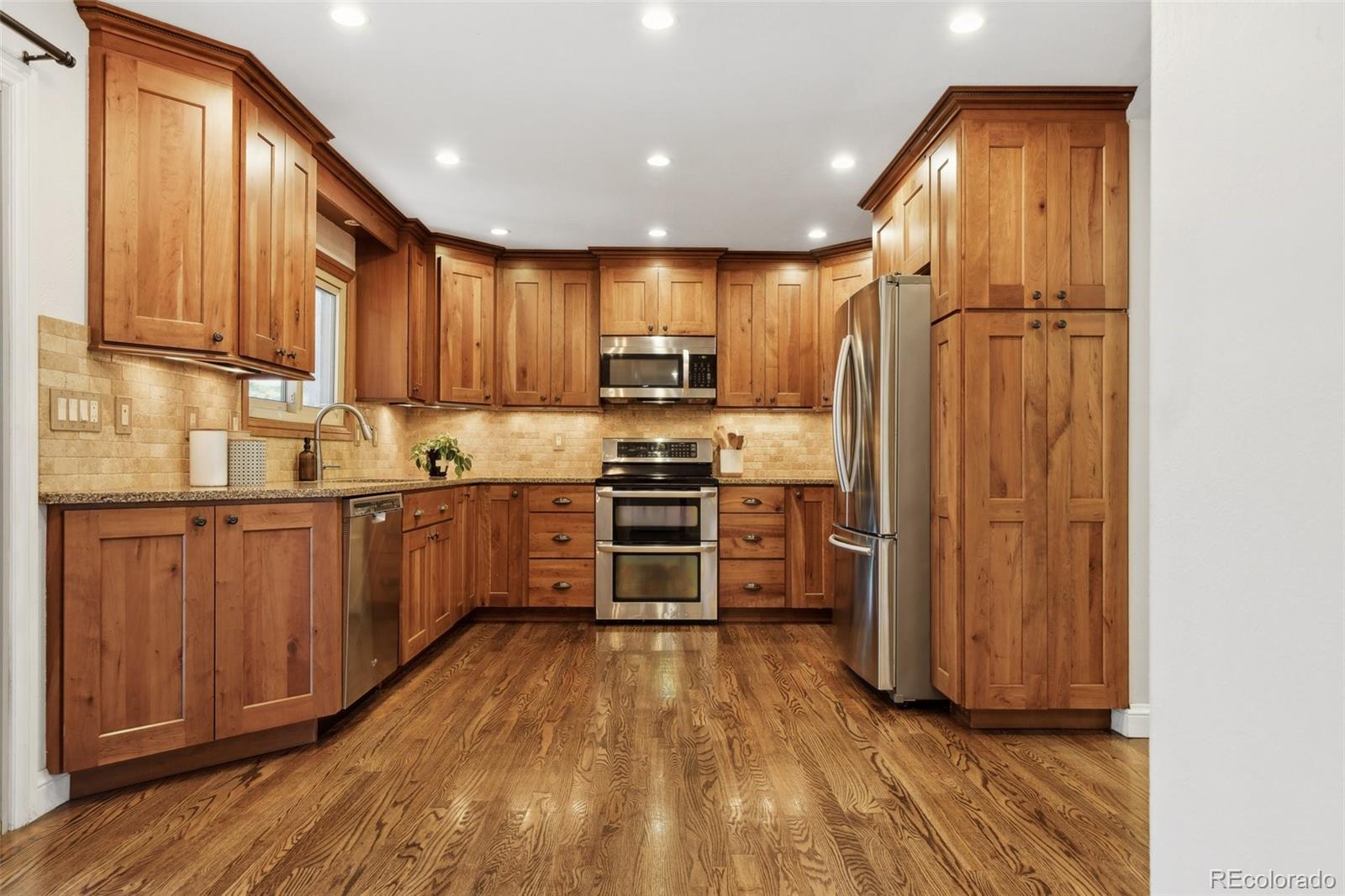 MLS Image #14 for 504 e otero court,littleton, Colorado
