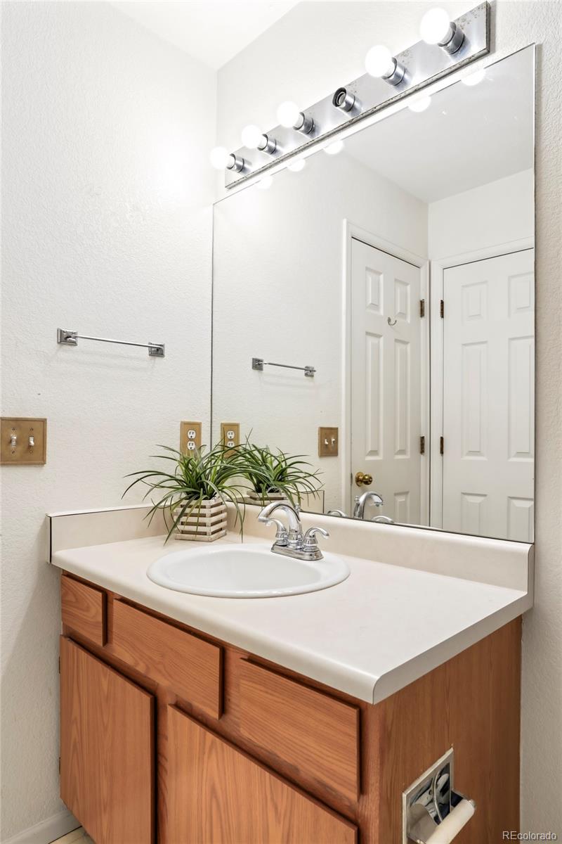 MLS Image #14 for 633 w 114th way,northglenn, Colorado