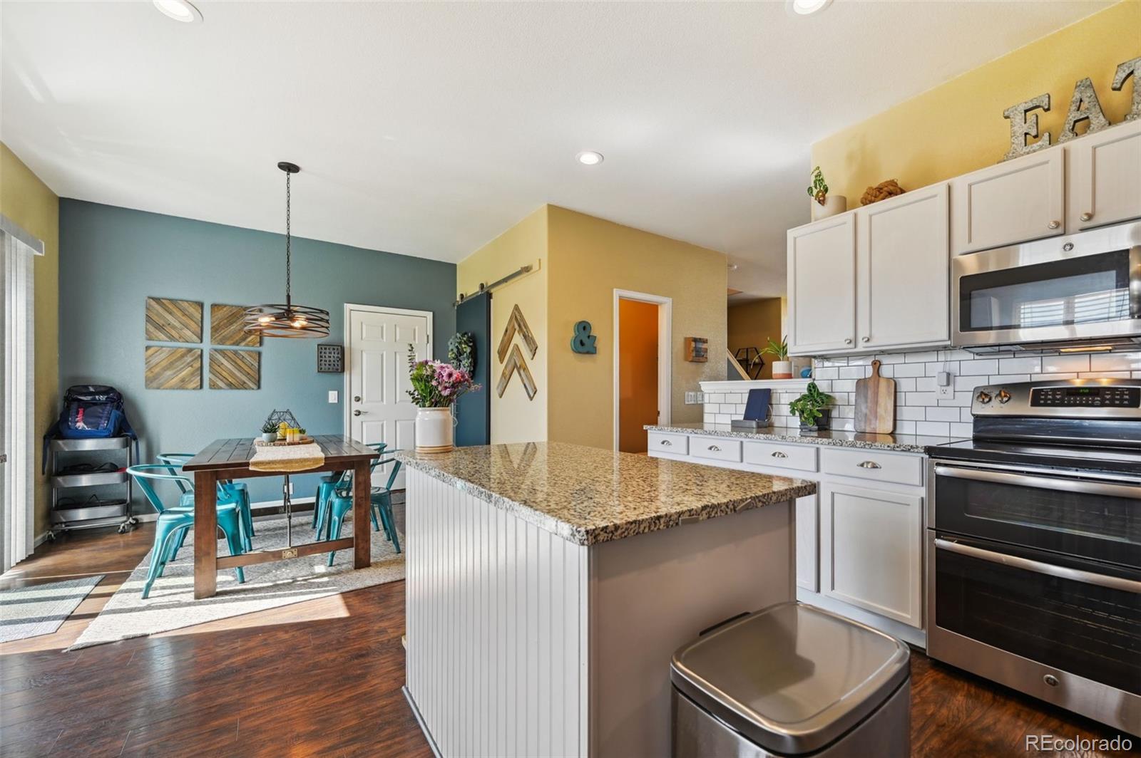 MLS Image #11 for 6634  harvey lane,colorado springs, Colorado
