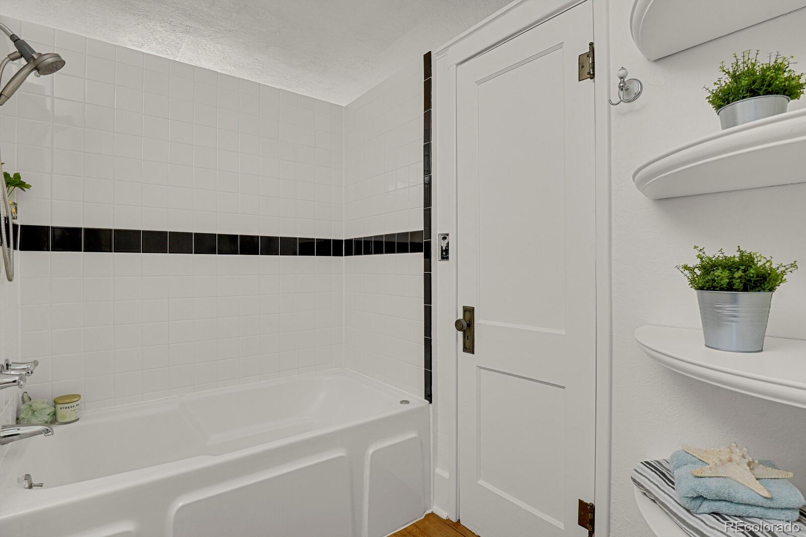MLS Image #21 for 515  custer avenue,colorado springs, Colorado