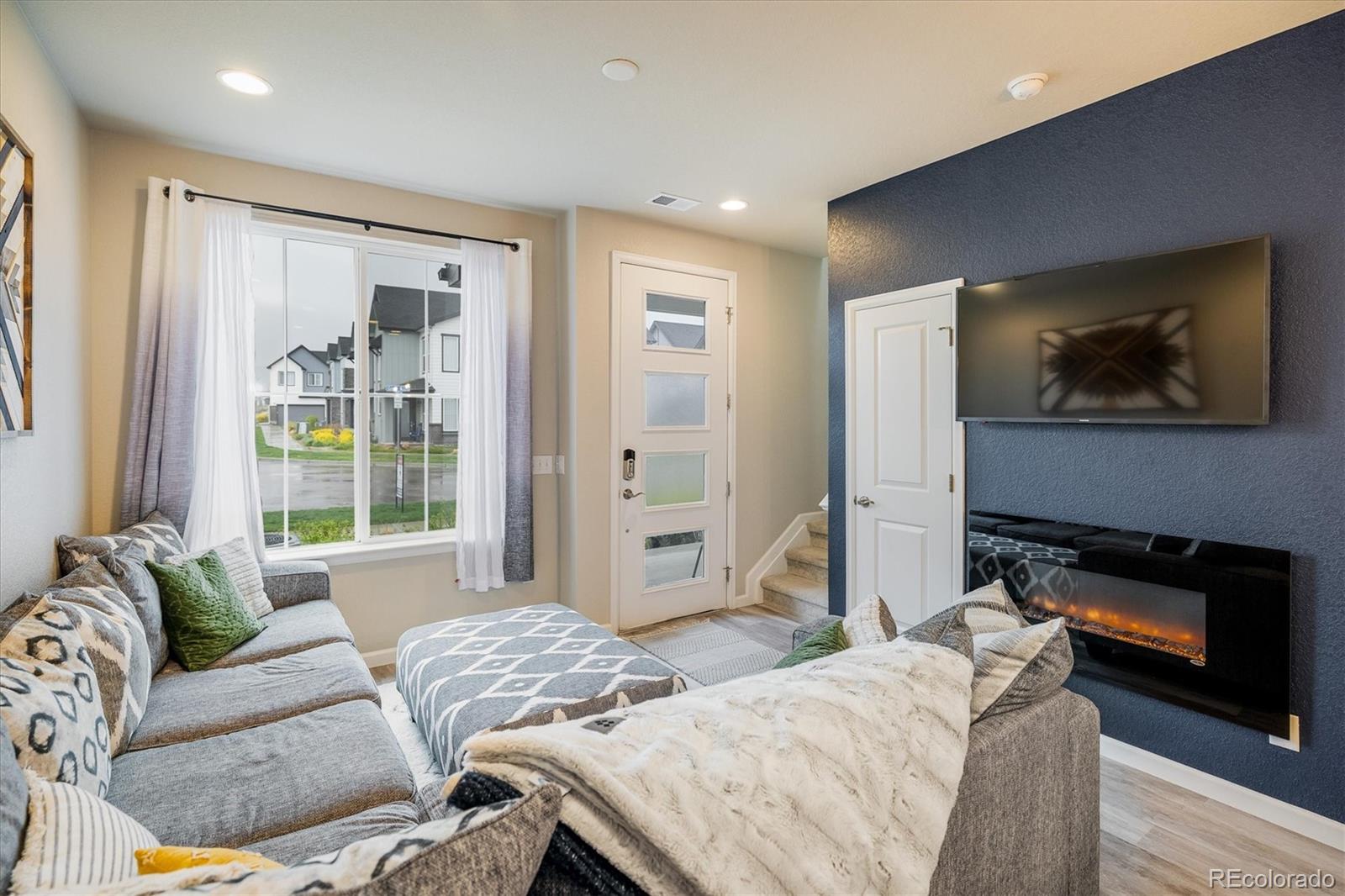 MLS Image #16 for 9305 s gore street,arvada, Colorado