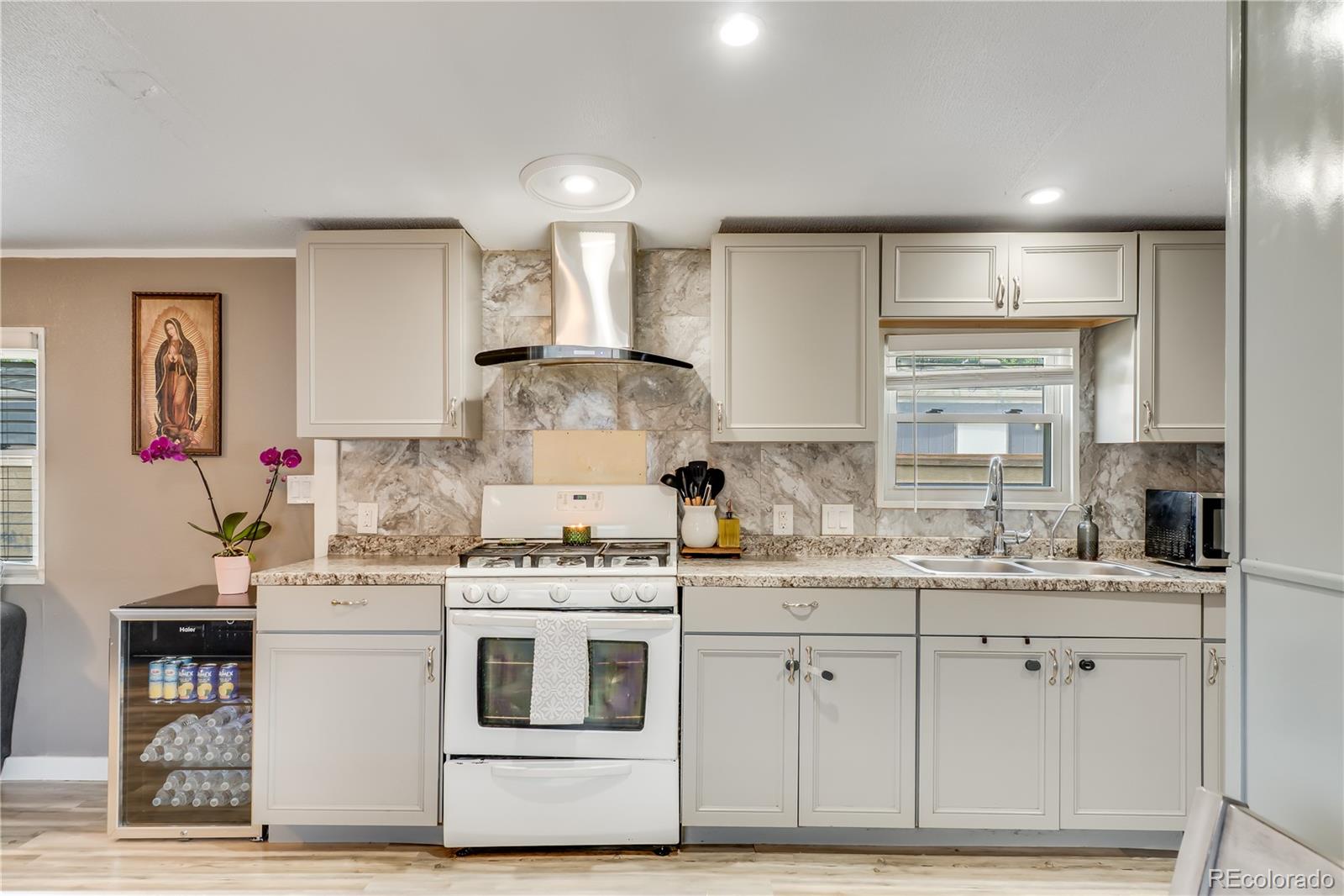 MLS Image #13 for 8426  cook way,denver, Colorado
