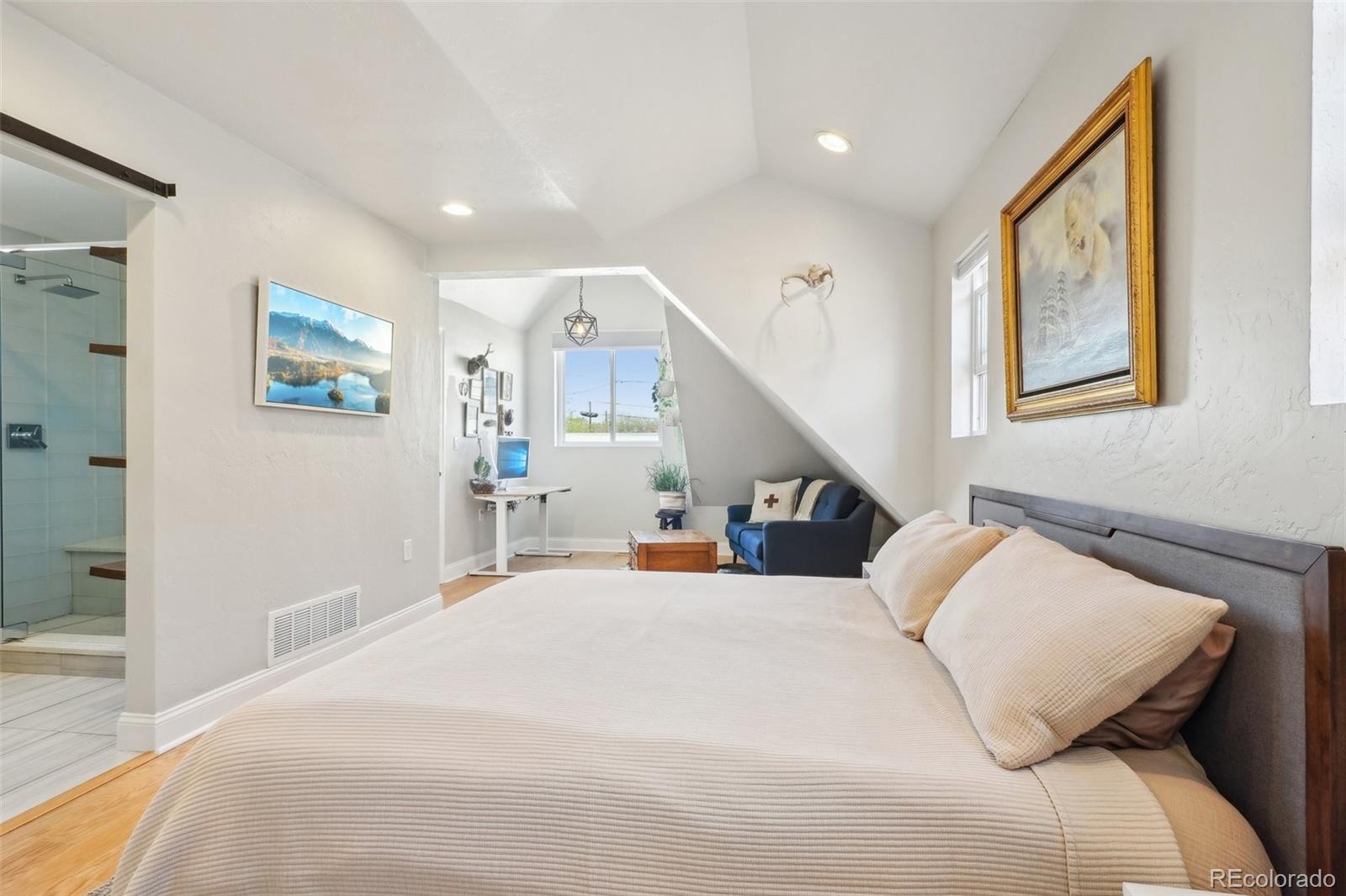 MLS Image #34 for 3207 n marion street,denver, Colorado