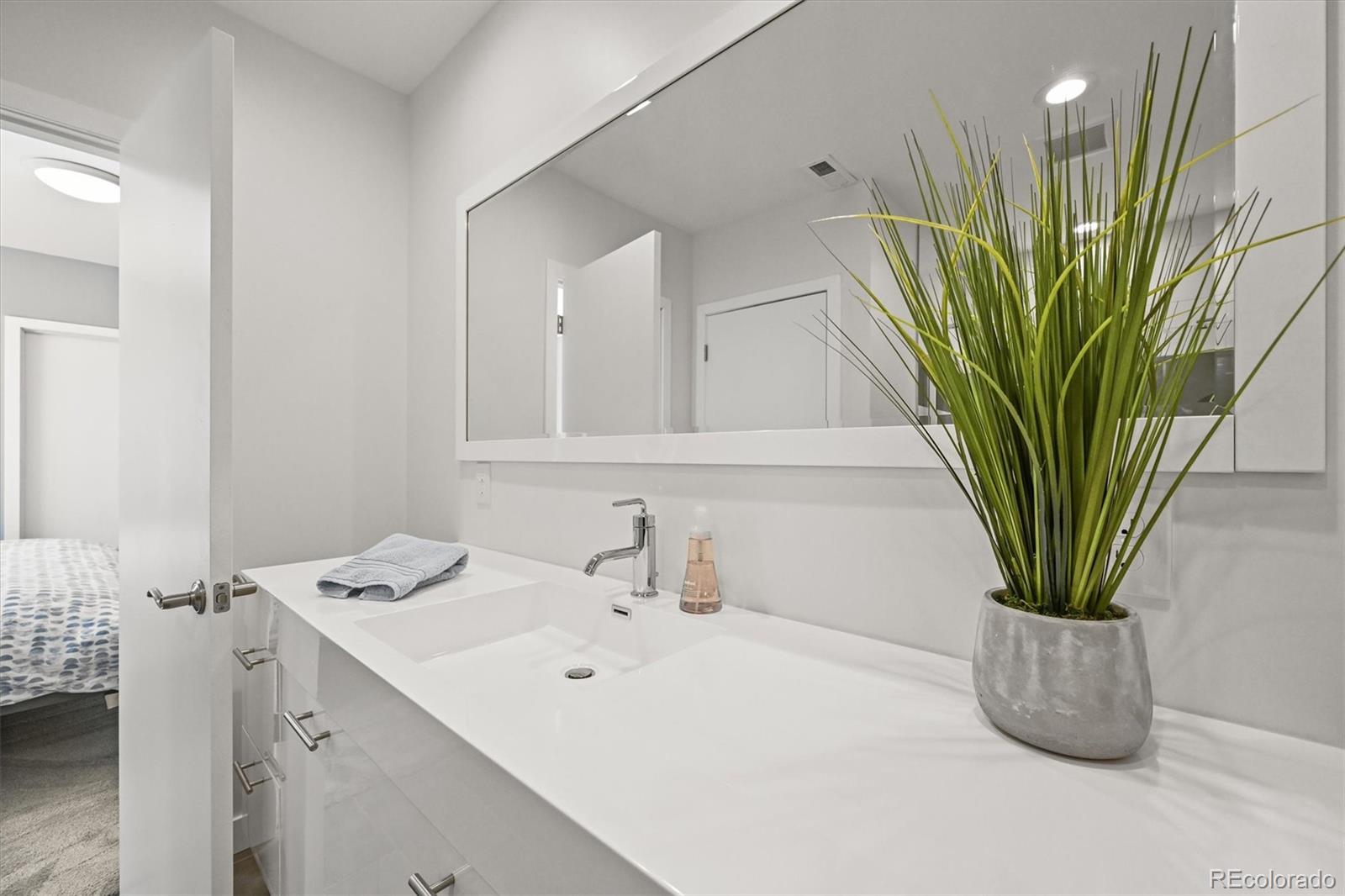 MLS Image #35 for 6566 s telluride street,aurora, Colorado