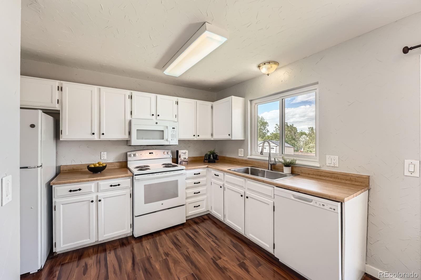 MLS Image #8 for 17731 e bails place,aurora, Colorado