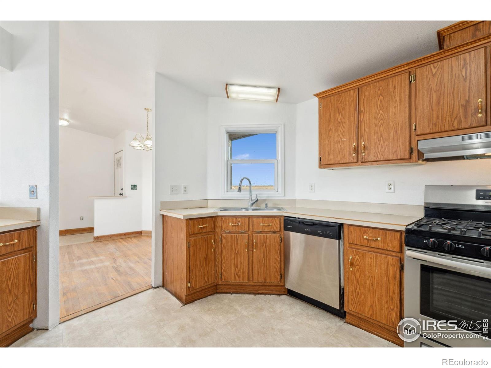 MLS Image #13 for 50442  county road 37 ,nunn, Colorado