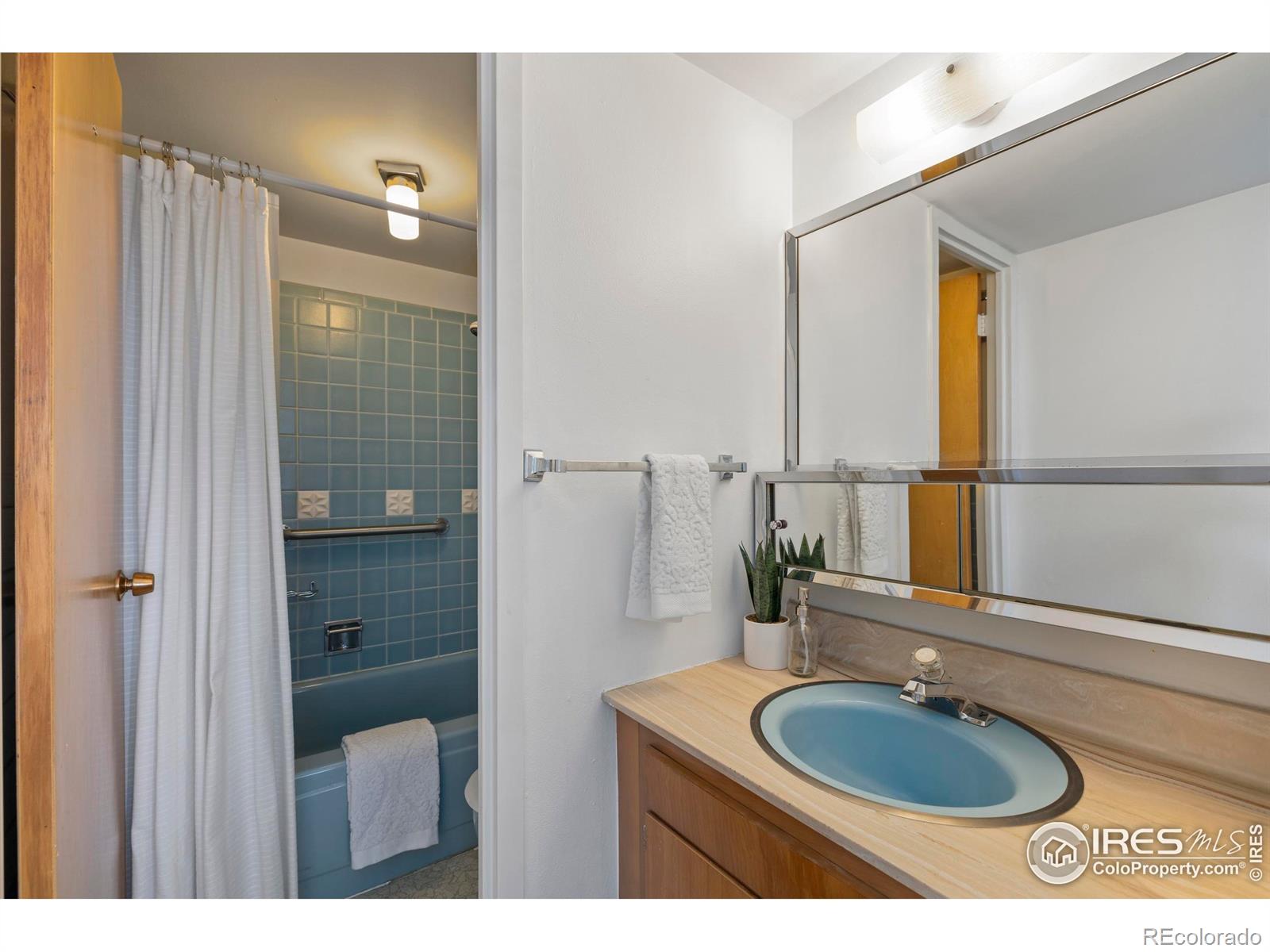 MLS Image #23 for 421 s howes street,fort collins, Colorado