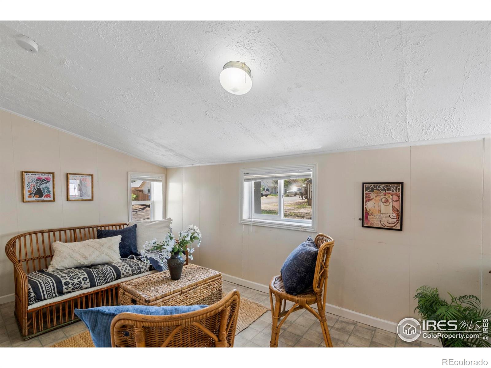 MLS Image #14 for 938  main street,fort collins, Colorado