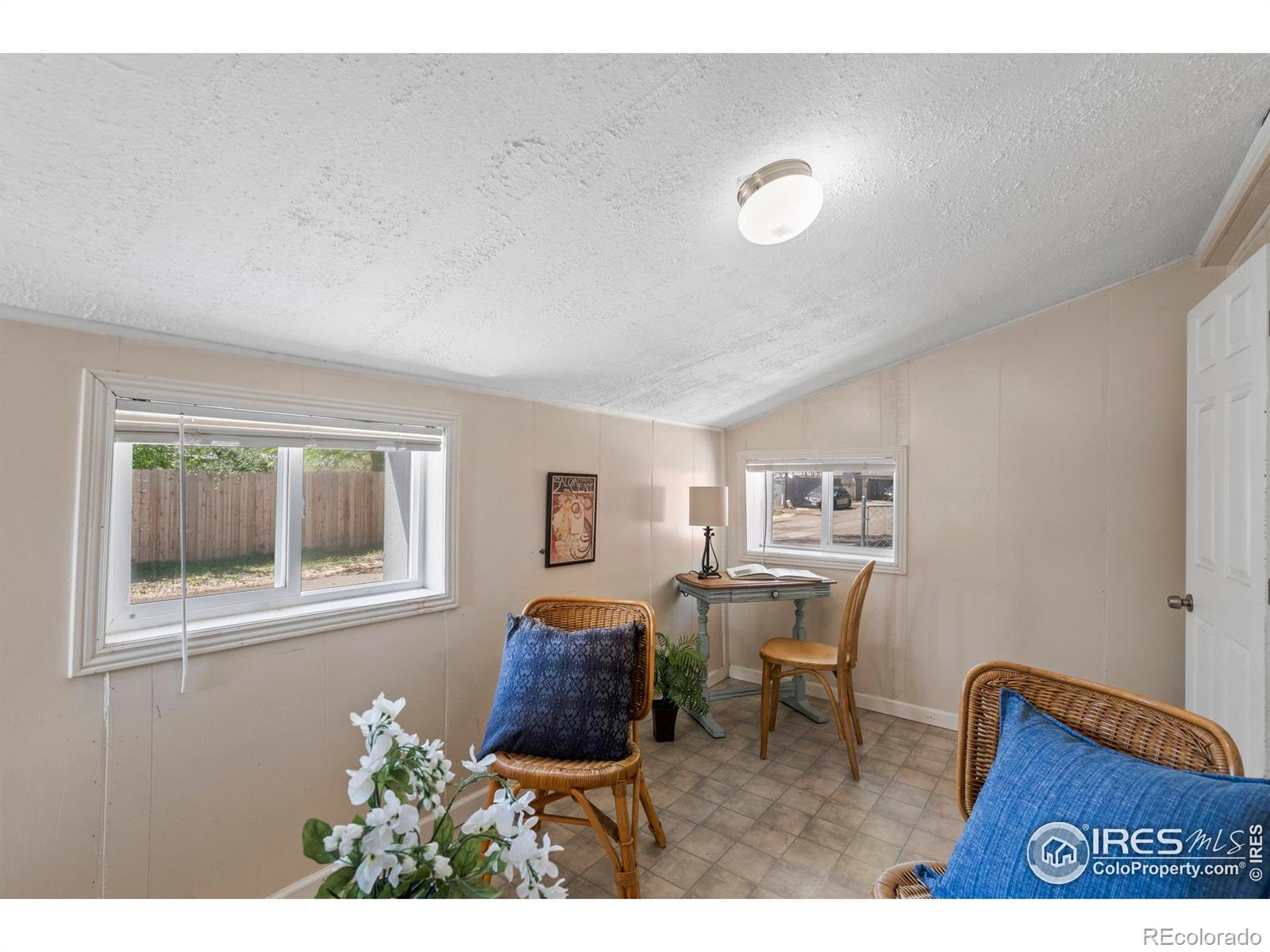 MLS Image #15 for 938  main street,fort collins, Colorado
