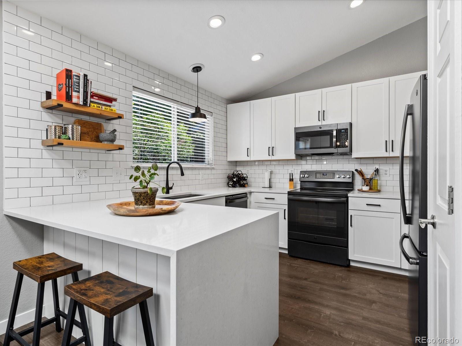 MLS Image #10 for 20789 e princeton place,aurora, Colorado