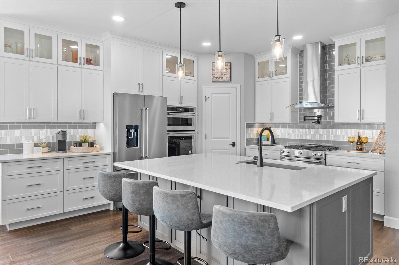MLS Image #1 for 21102 e stanford drive,aurora, Colorado