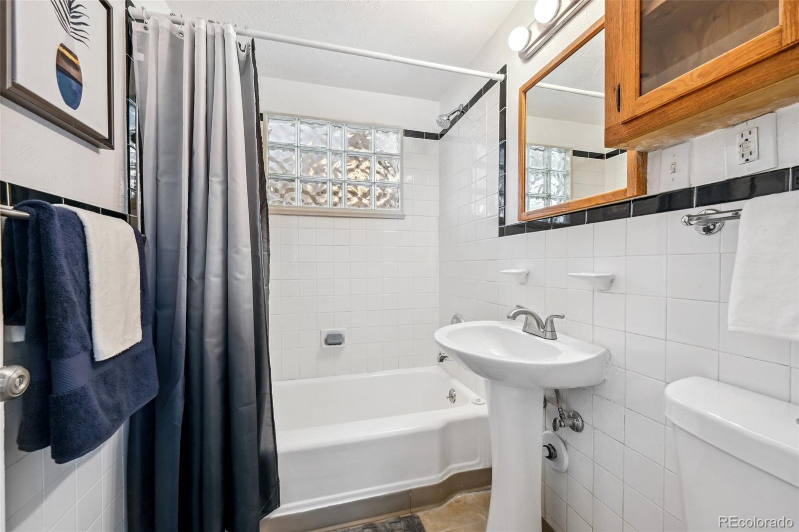 MLS Image #17 for 925  fulton street,aurora, Colorado