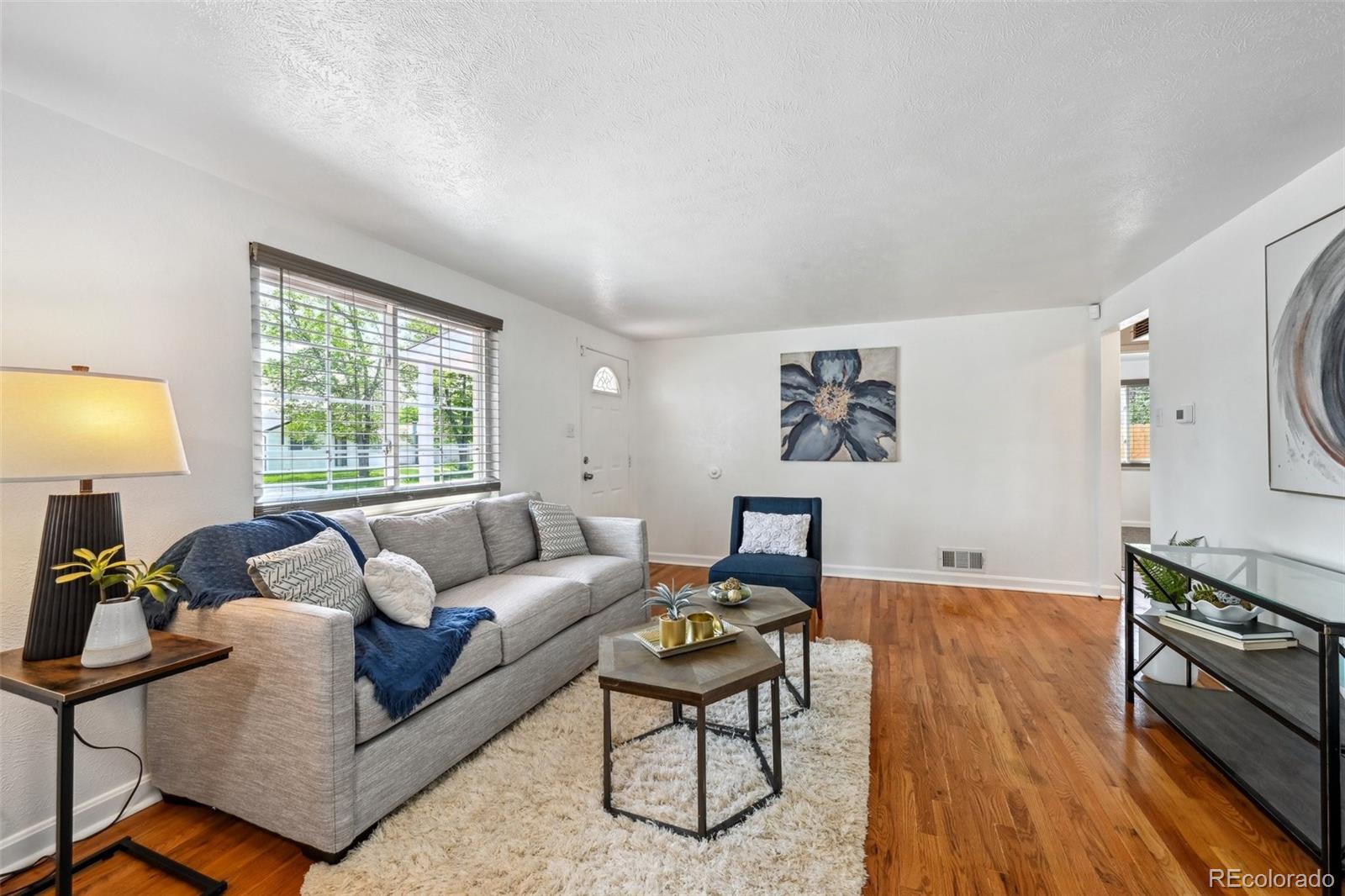 MLS Image #4 for 925  fulton street,aurora, Colorado