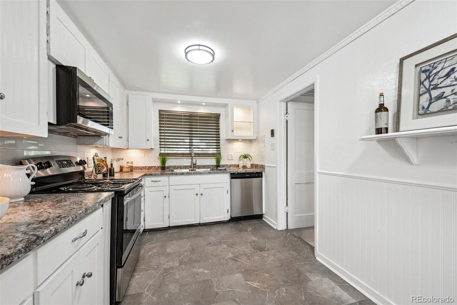 MLS Image #7 for 925  fulton street,aurora, Colorado