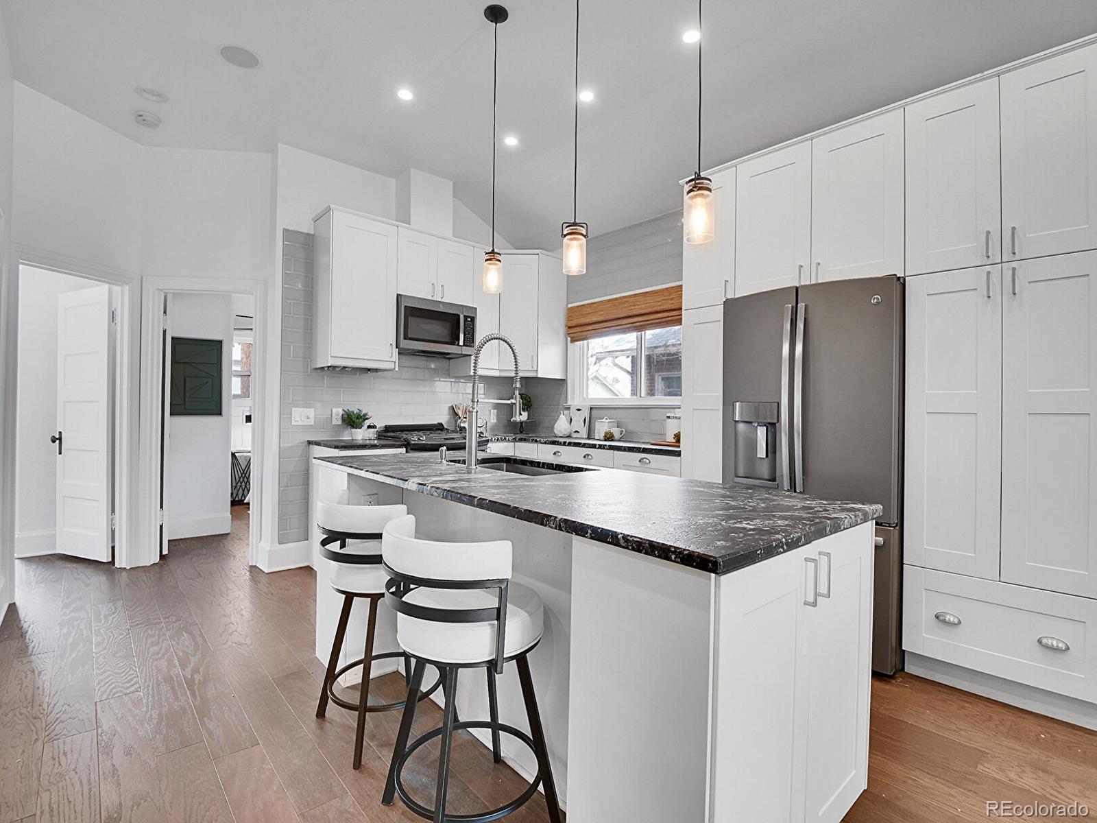 MLS Image #7 for 2155 s emerson street,denver, Colorado