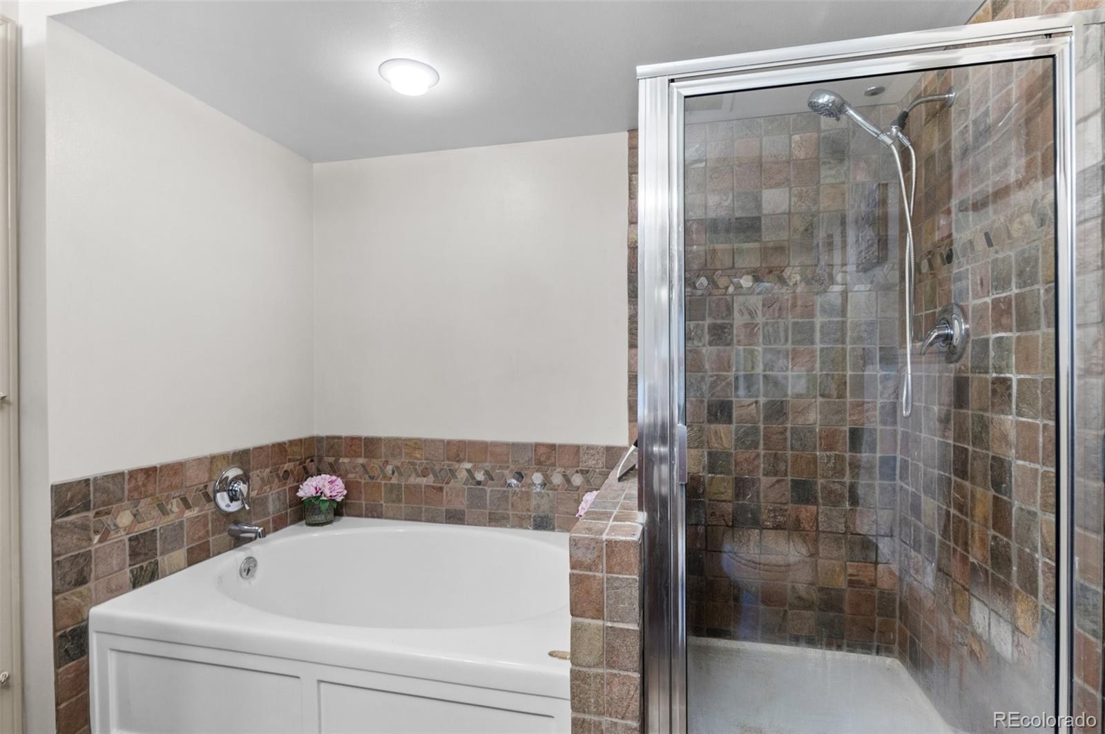 MLS Image #20 for 8100 e union avenue,denver, Colorado