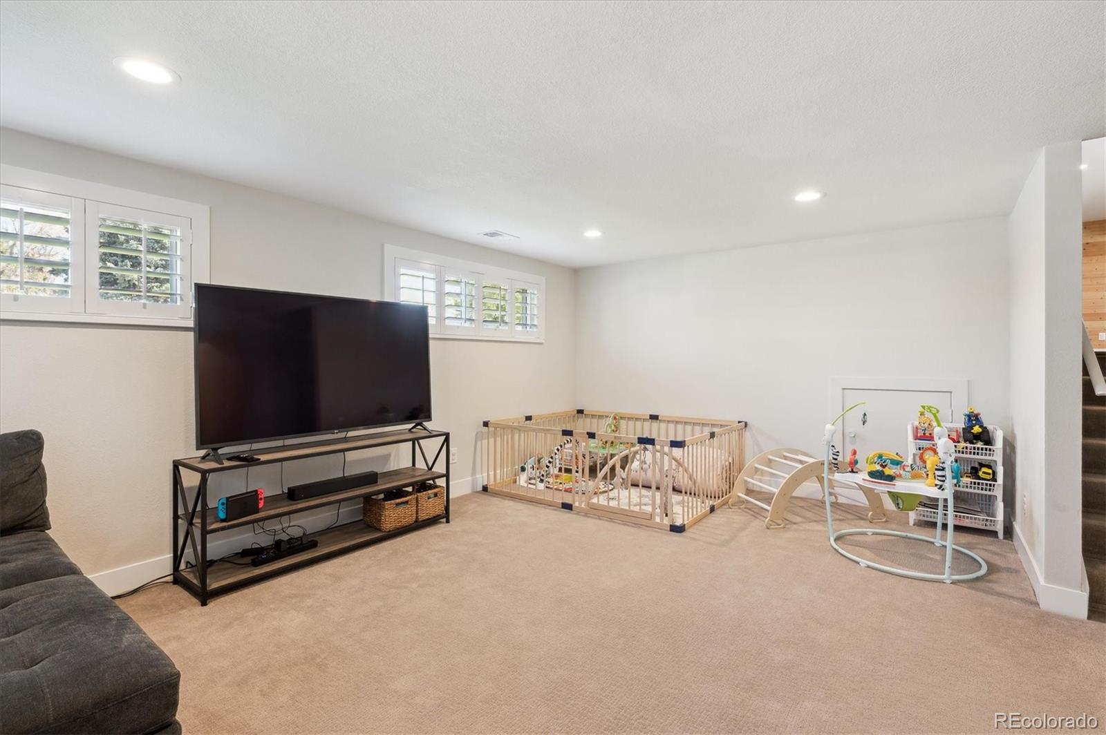 MLS Image #23 for 8242 e briarwood place,centennial, Colorado