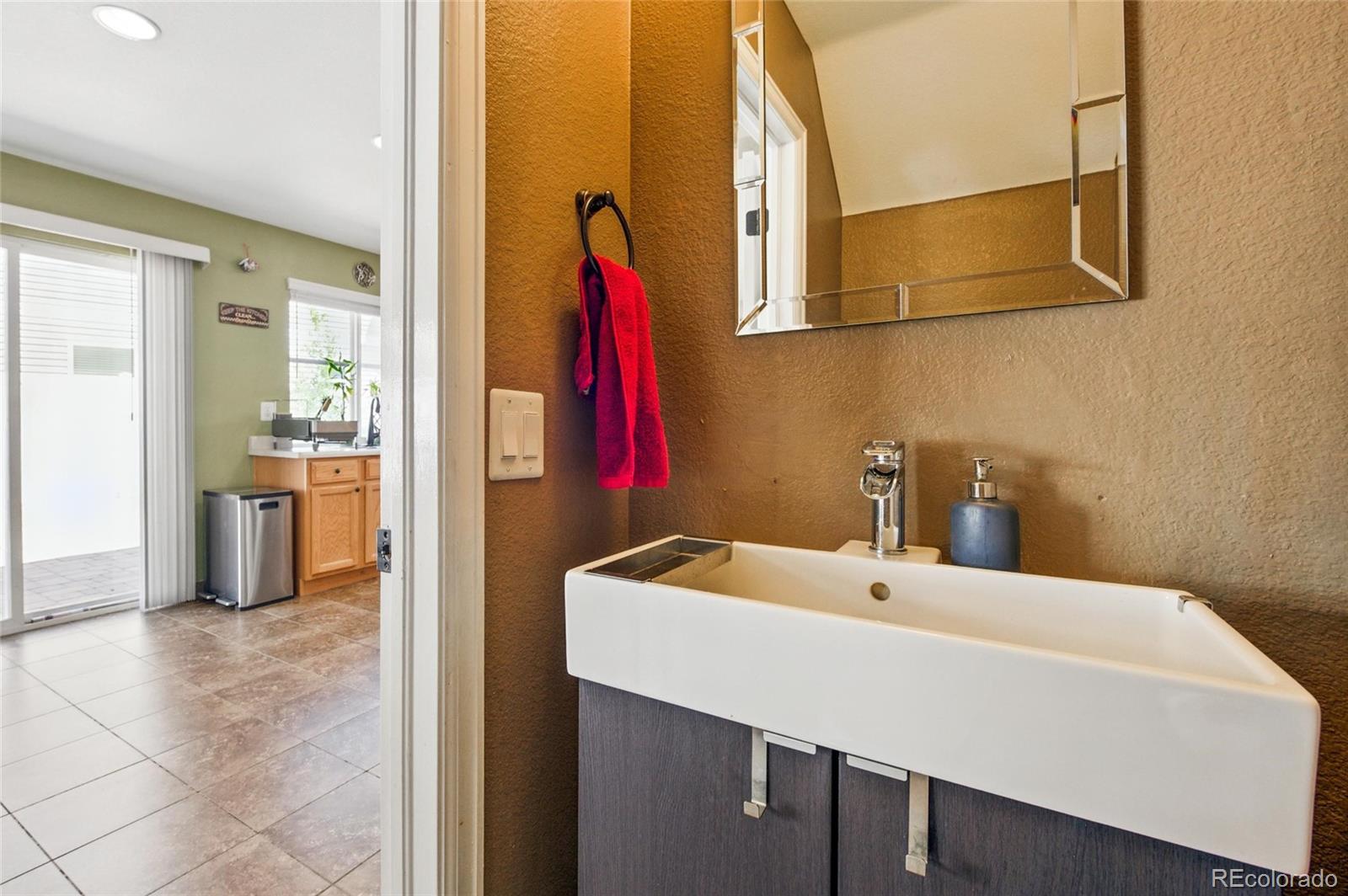 MLS Image #5 for 5552  odessa street,denver, Colorado