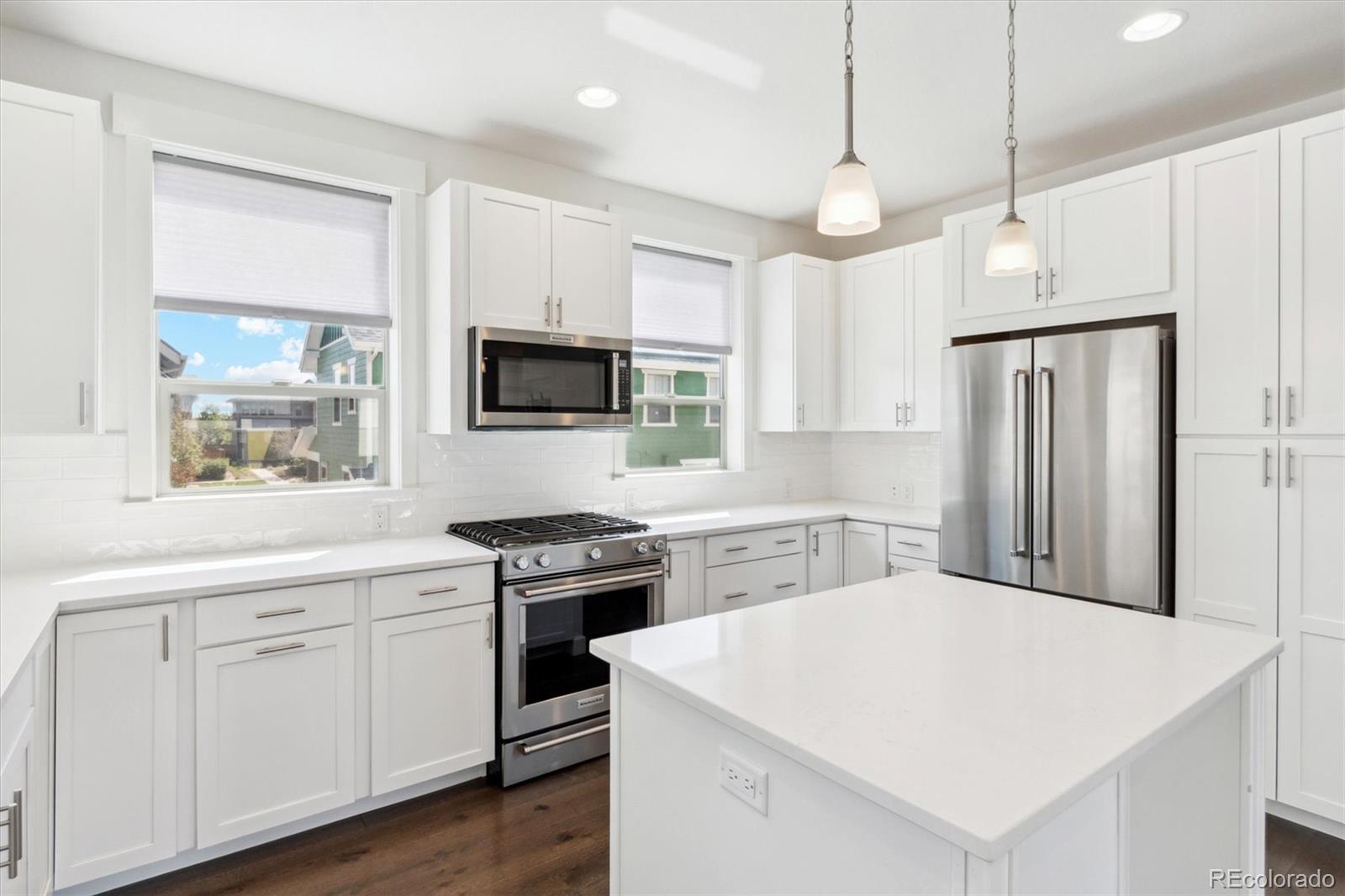 MLS Image #10 for 5682 n galena street,denver, Colorado