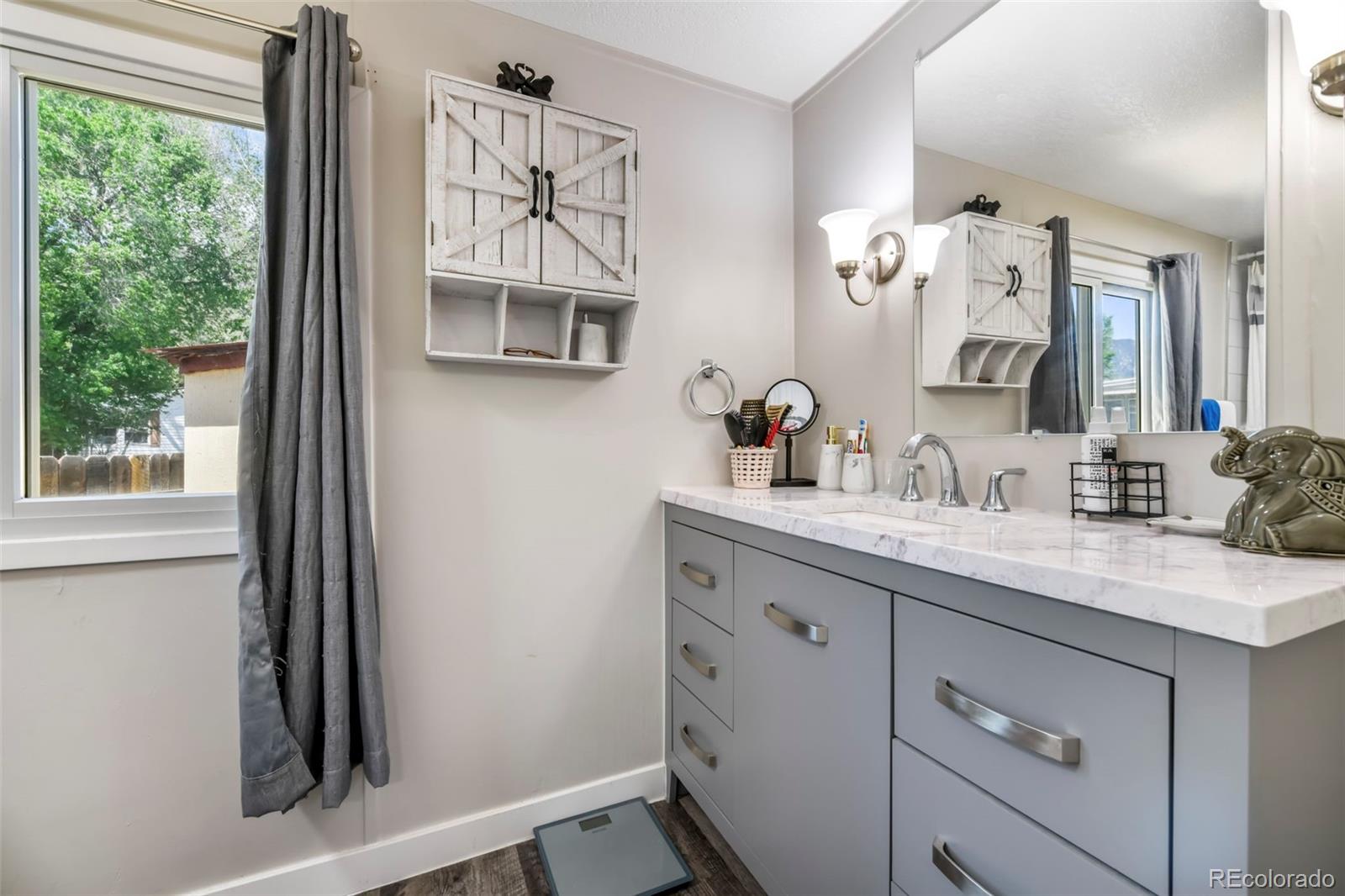 MLS Image #14 for 2595  wooddale road,colorado springs, Colorado