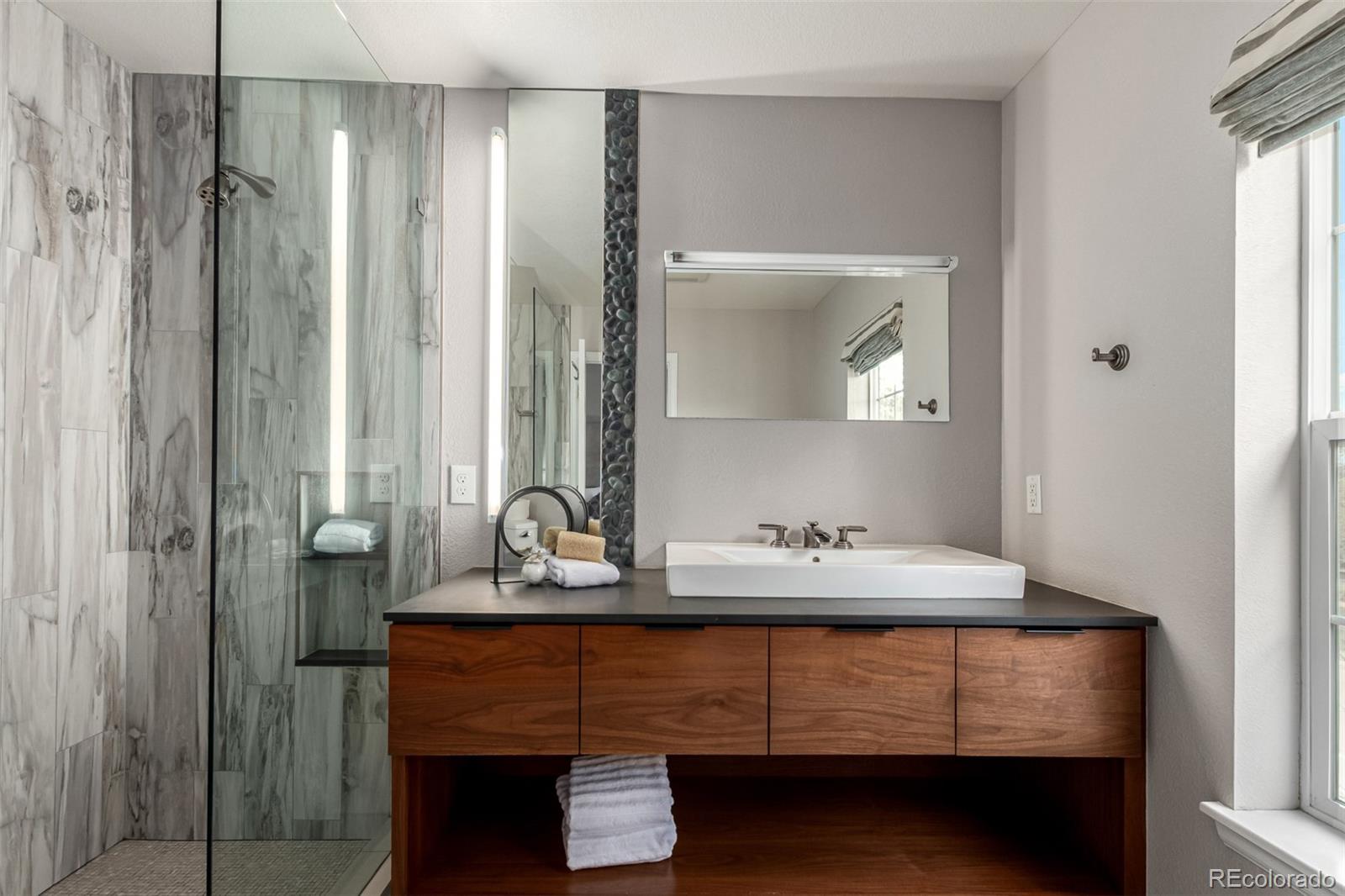 MLS Image #21 for 8421 e 29th avenue,denver, Colorado
