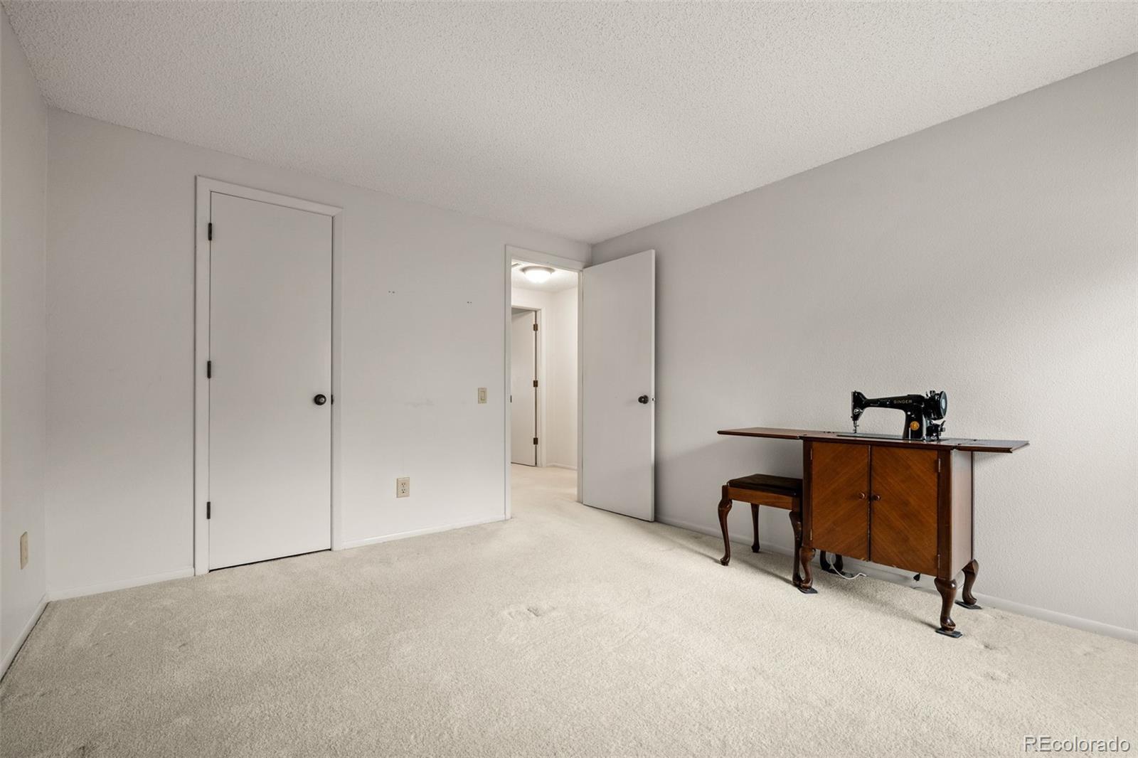 MLS Image #29 for 7761 s curtice drive,littleton, Colorado