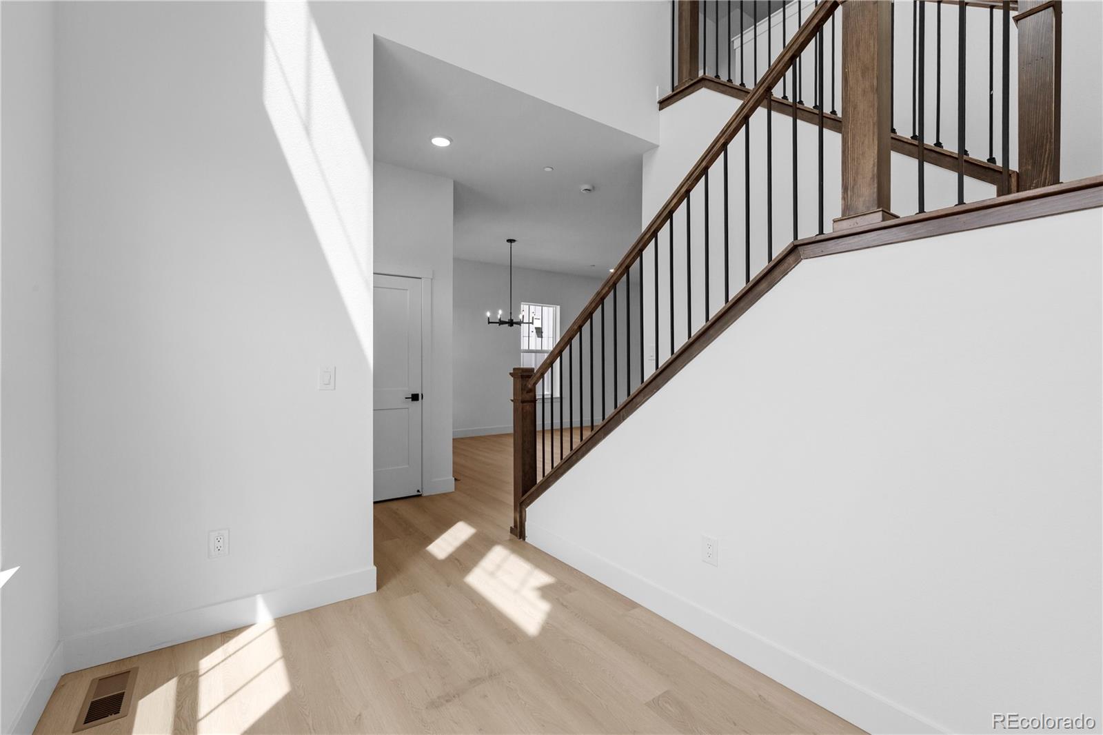 MLS Image #6 for 203  washington street,erie, Colorado