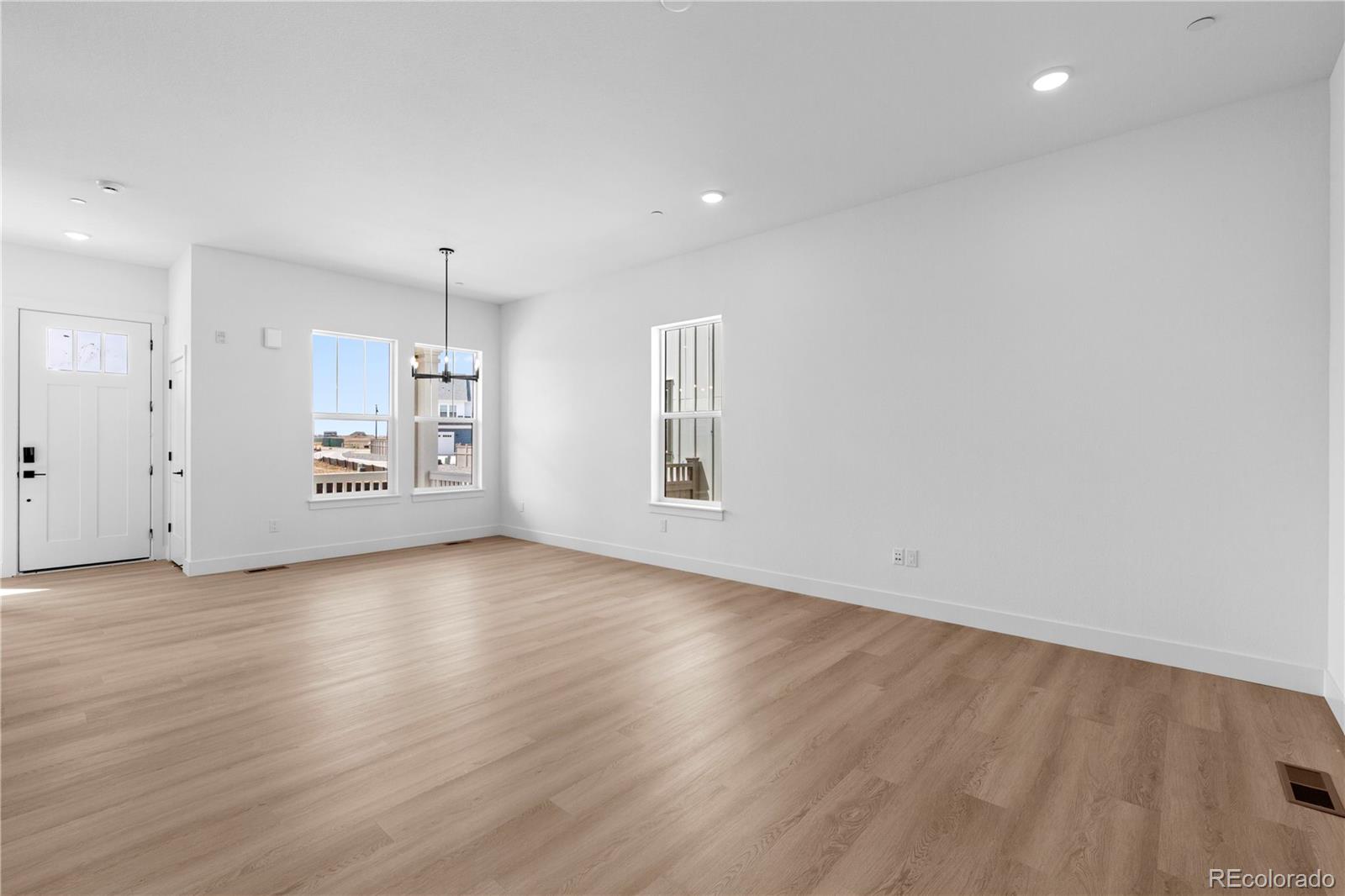 MLS Image #9 for 203  washington street,erie, Colorado
