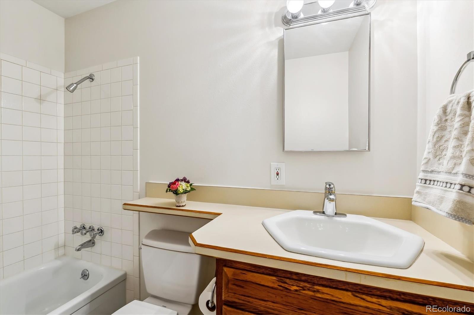 MLS Image #20 for 2990 s jay street,denver, Colorado